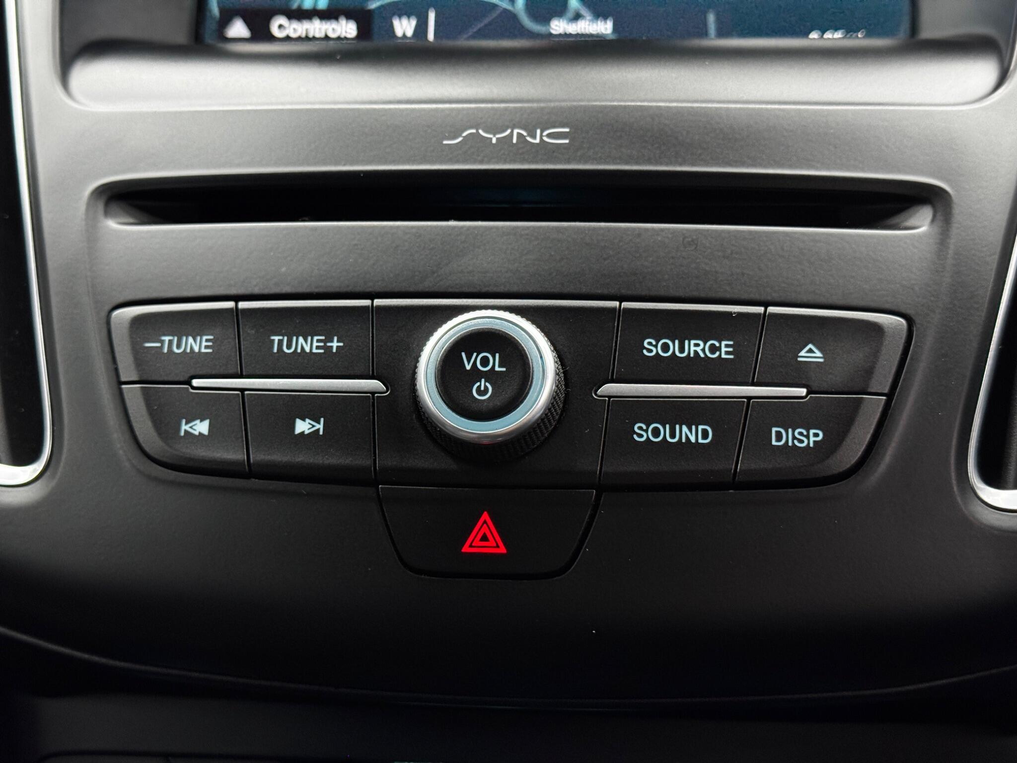 Ford Focus view 29