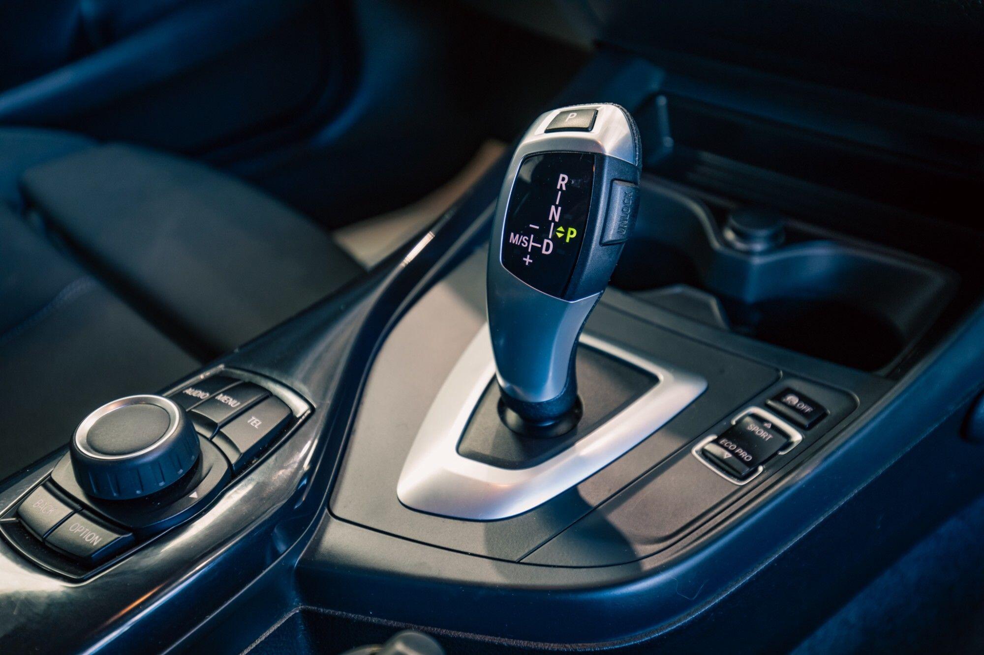 BMW 1 Series view 18