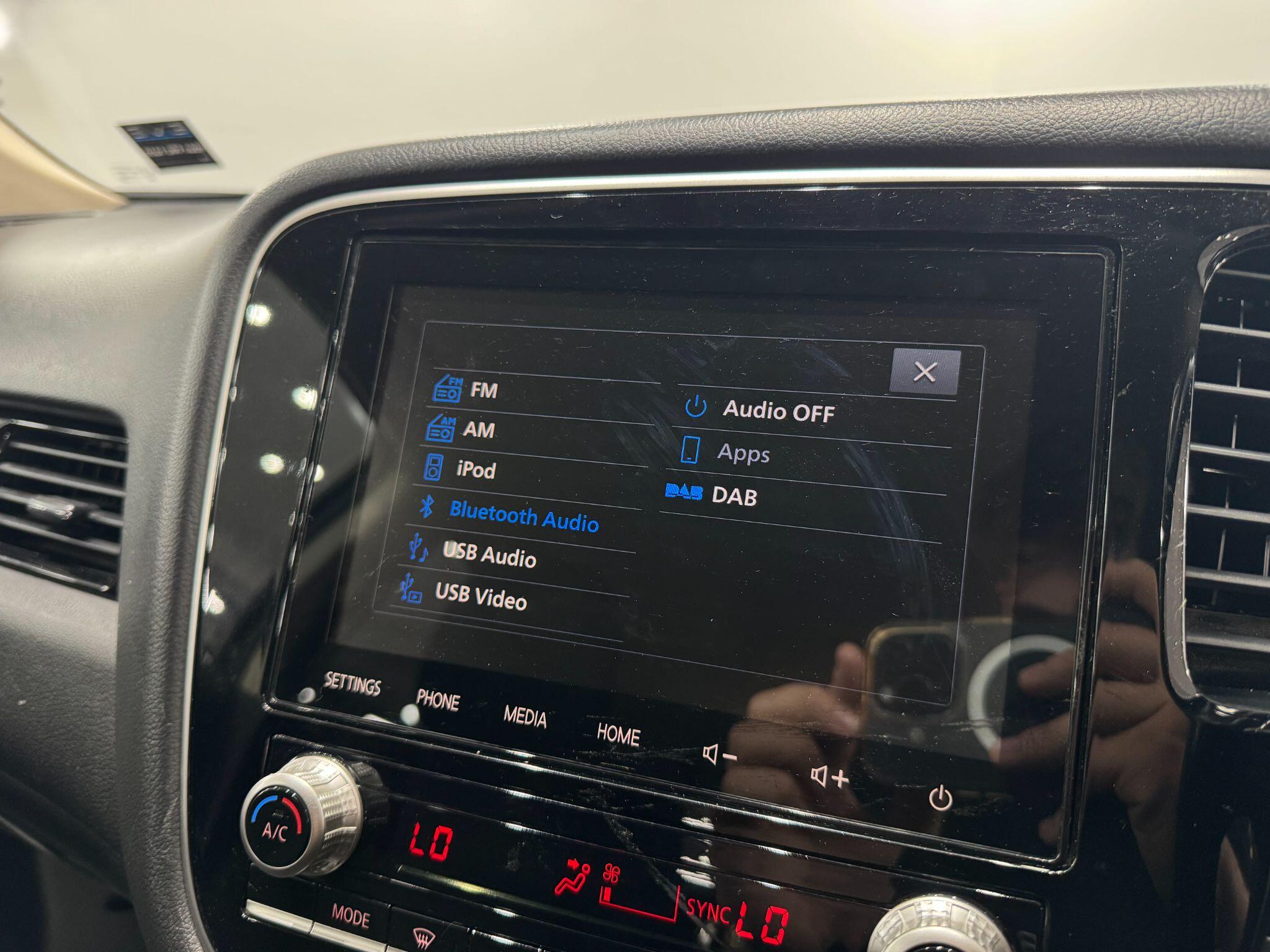 Mitsubishi Outlander view 39