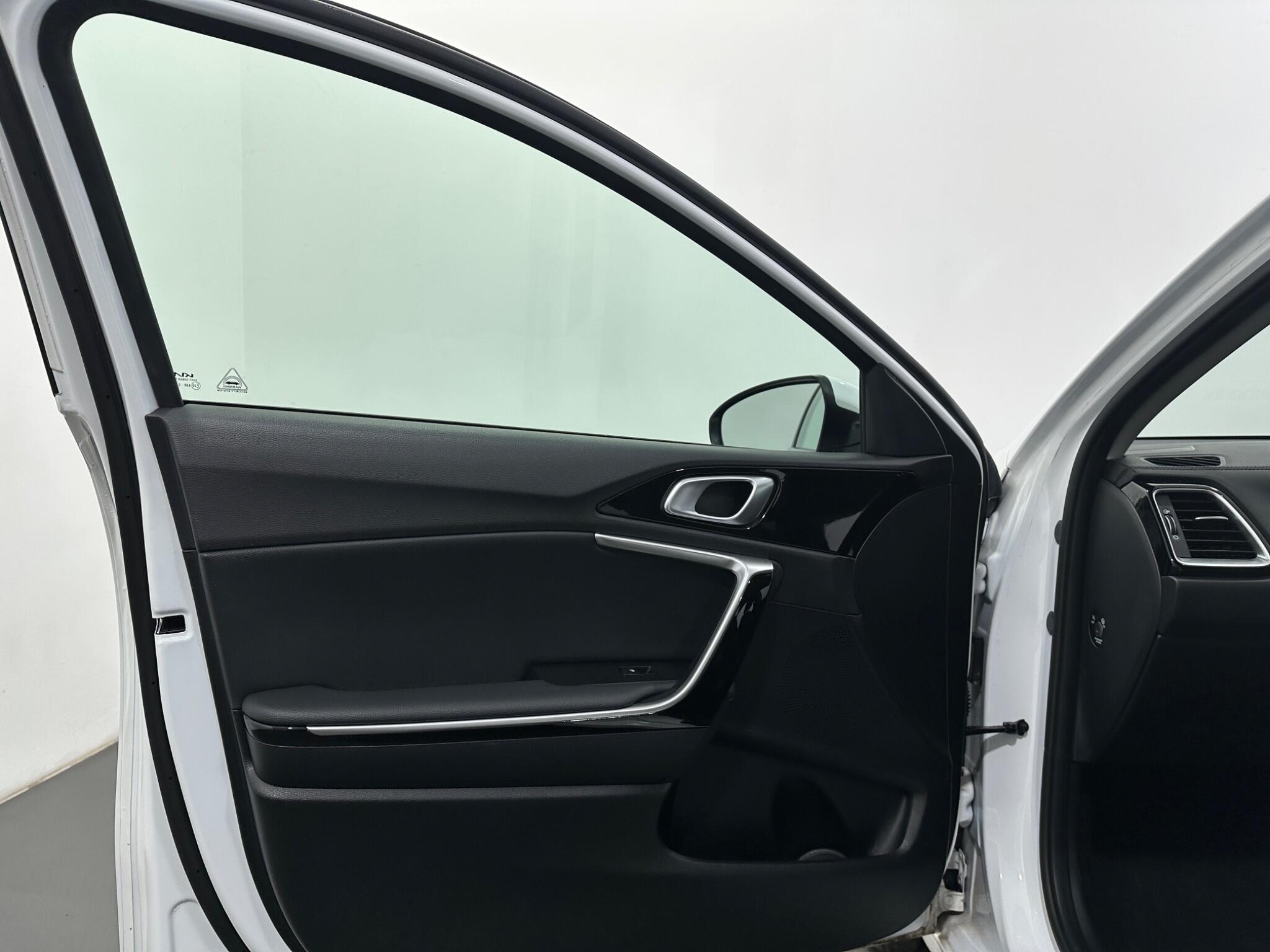 Kia Ceed view 36