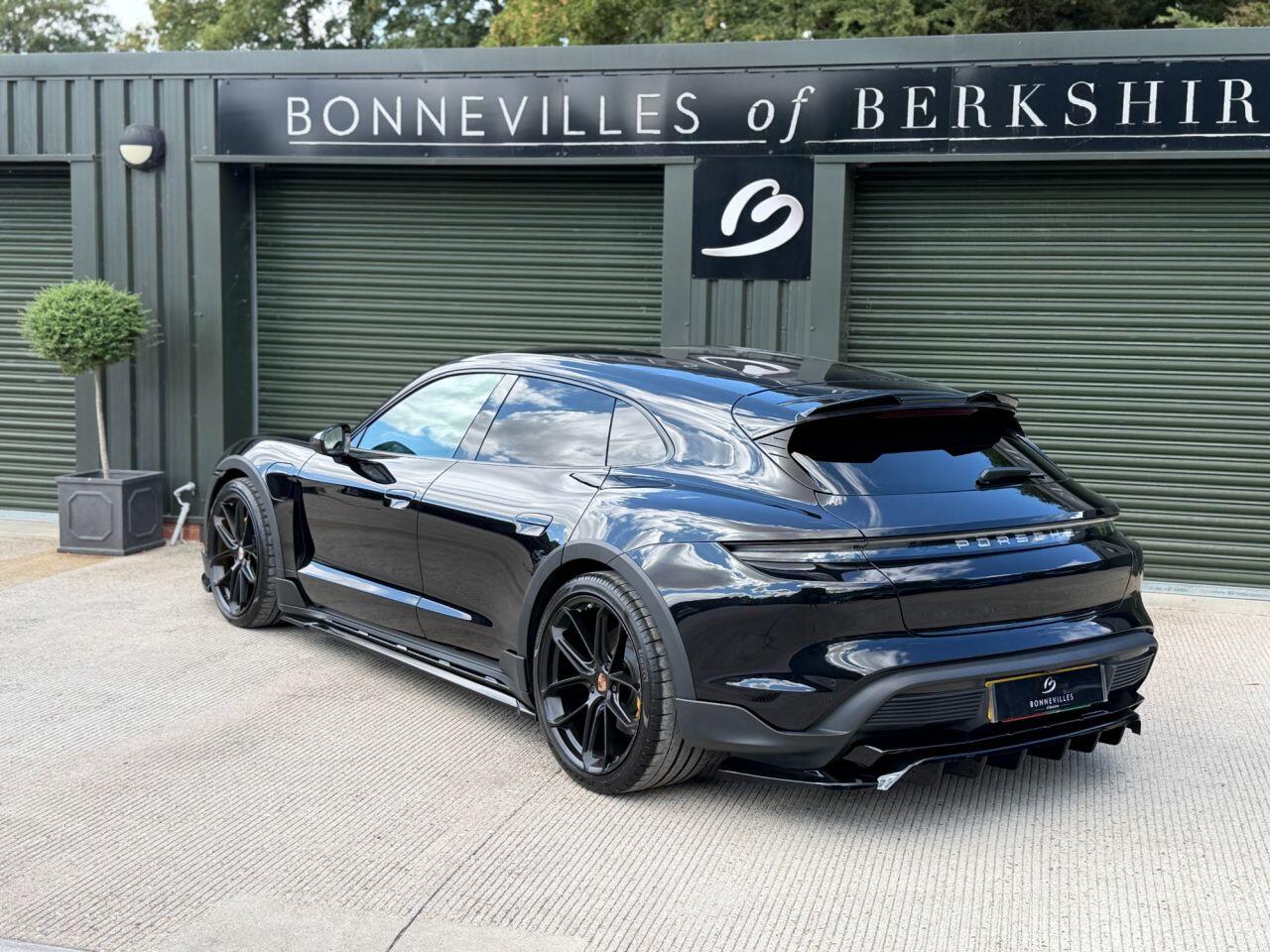 Porsche Taycan view 23