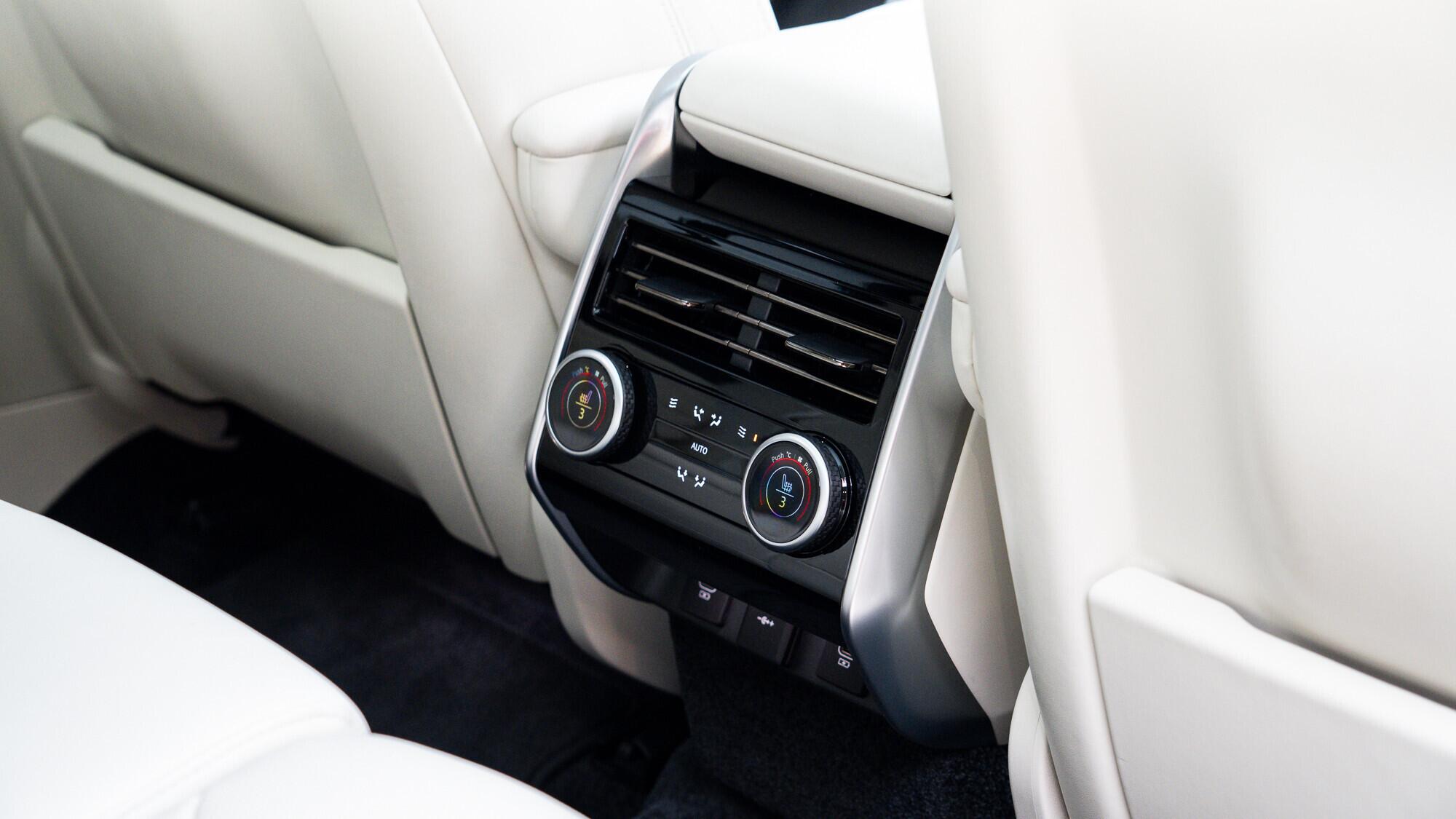Land Rover Range Rover view 20