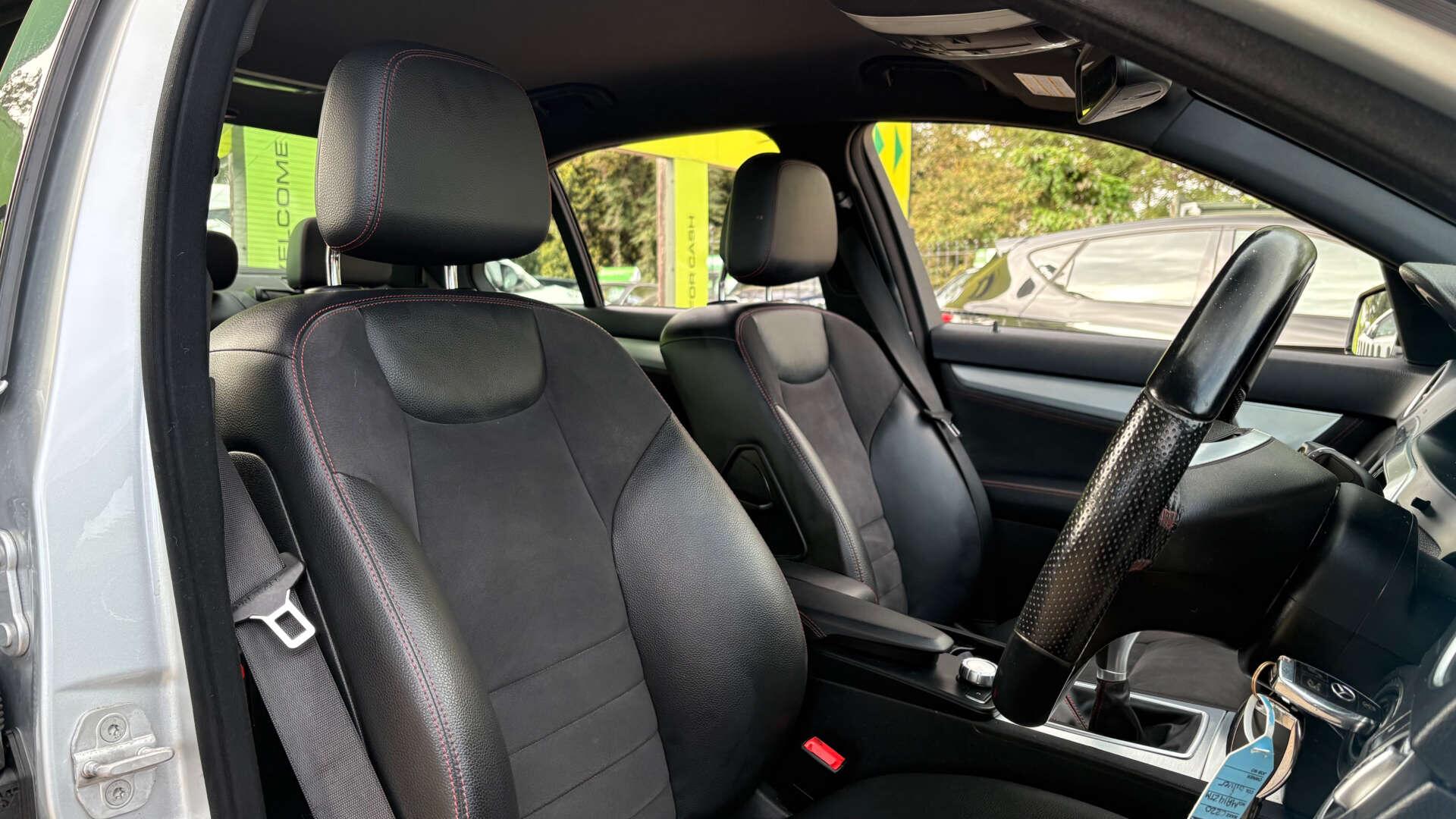 Mercedes-Benz C-Class view 2