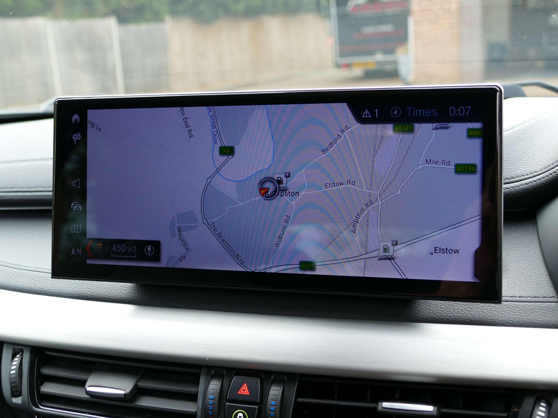 BMW X6 view 34