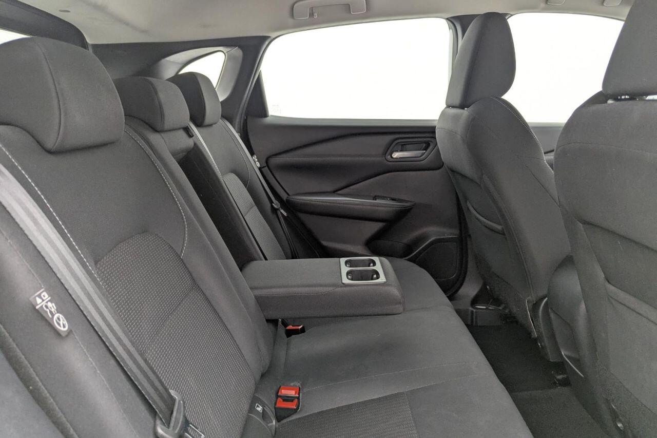 Nissan Qashqai view 16