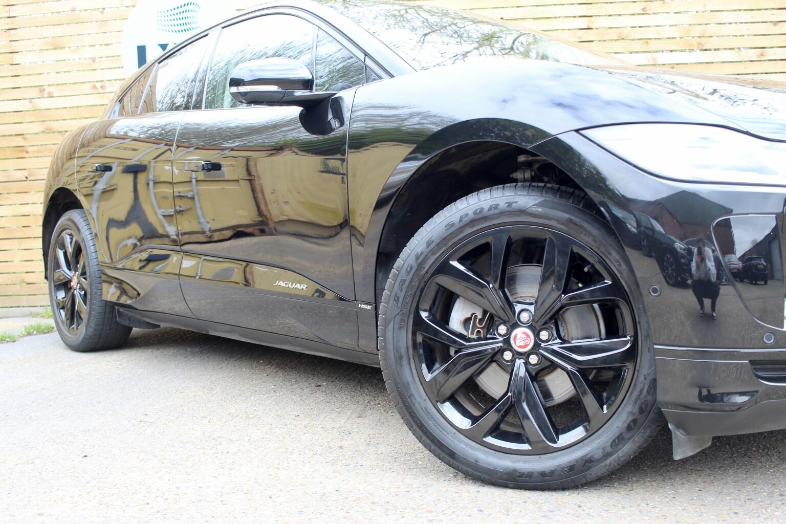 Jaguar I-Pace view 54