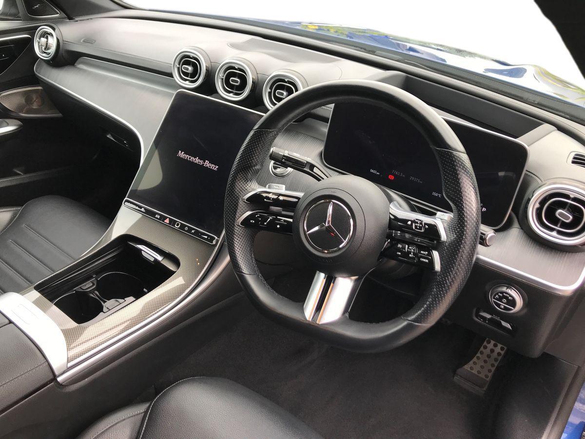 Mercedes-Benz C-Class view 3