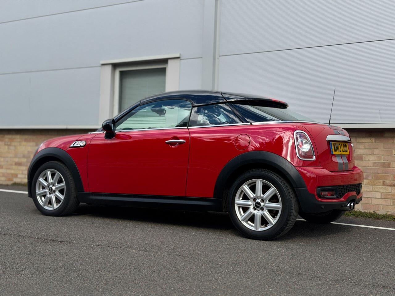 Mini Cooper view 31