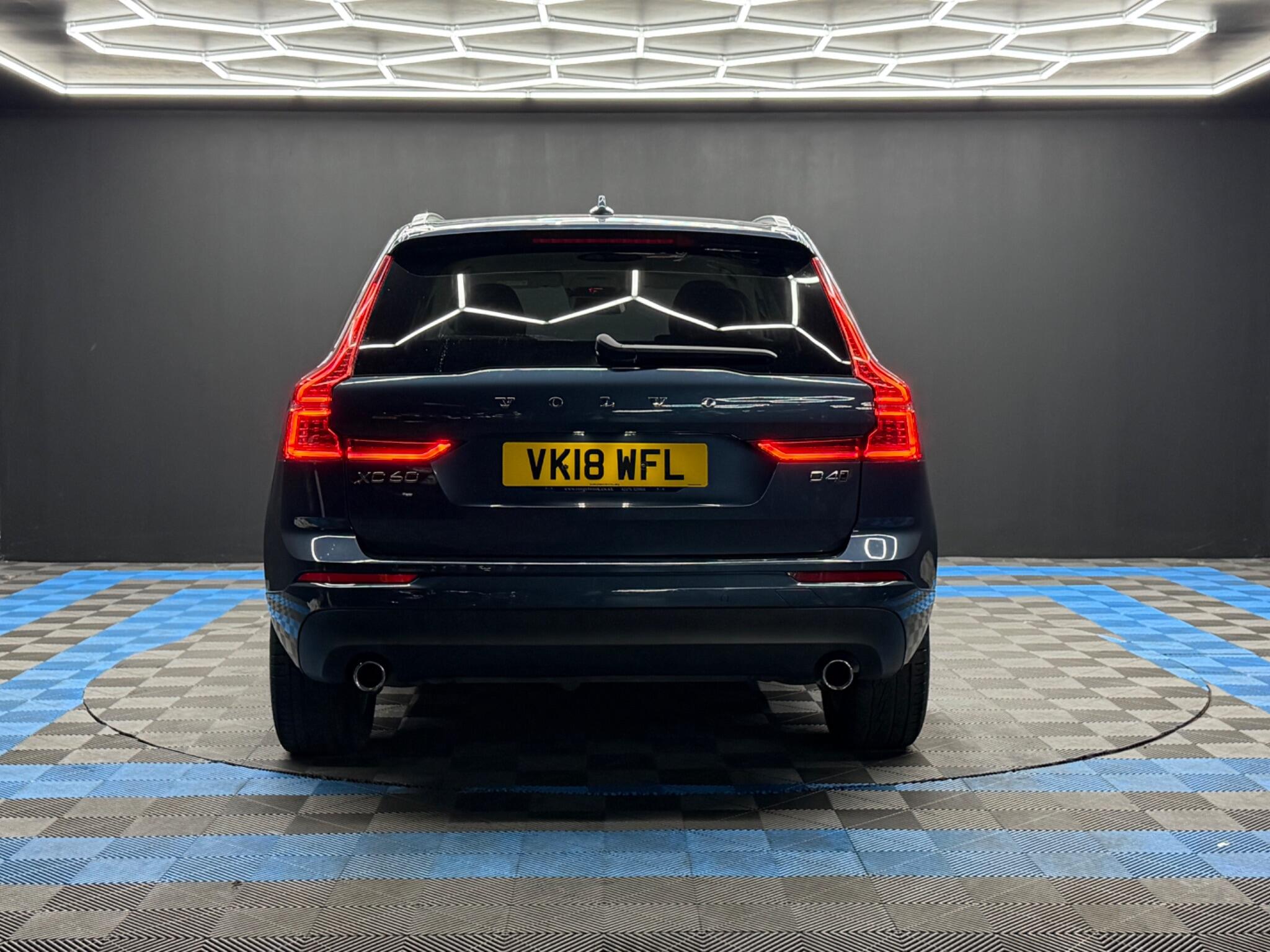 Volvo XC60 view 6