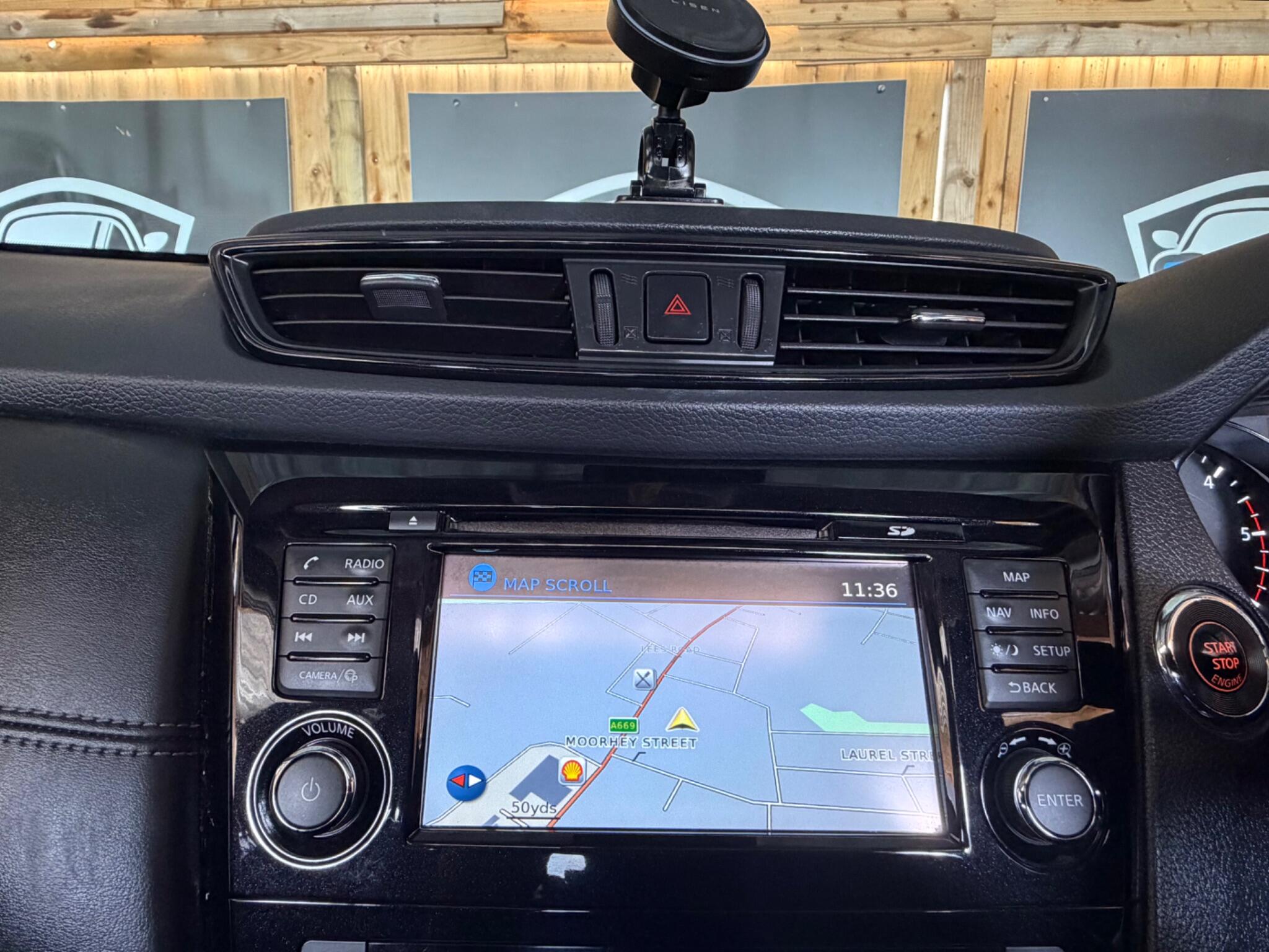 Nissan X-Trail view 42