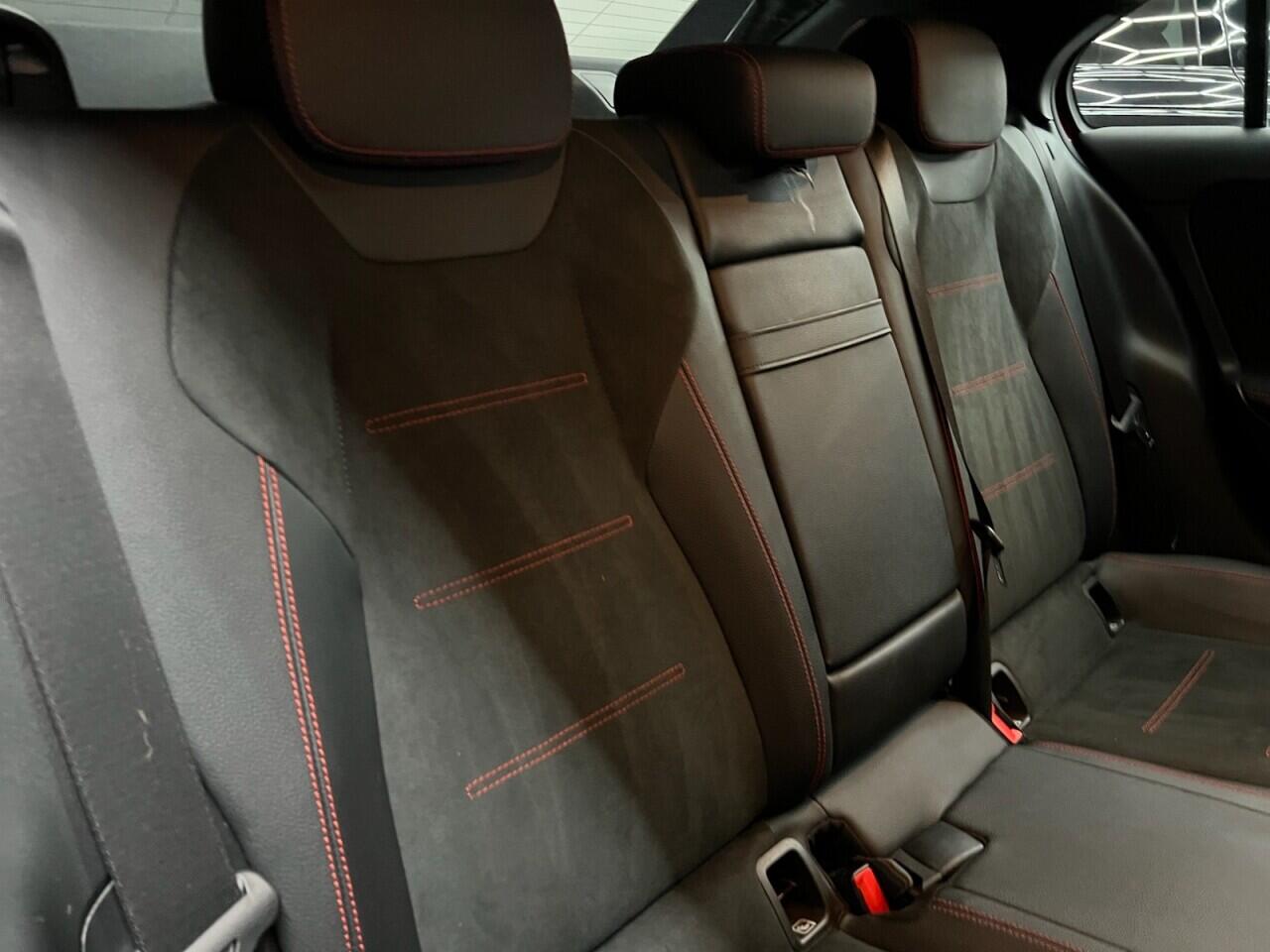 Mercedes-Benz A-Class view 42