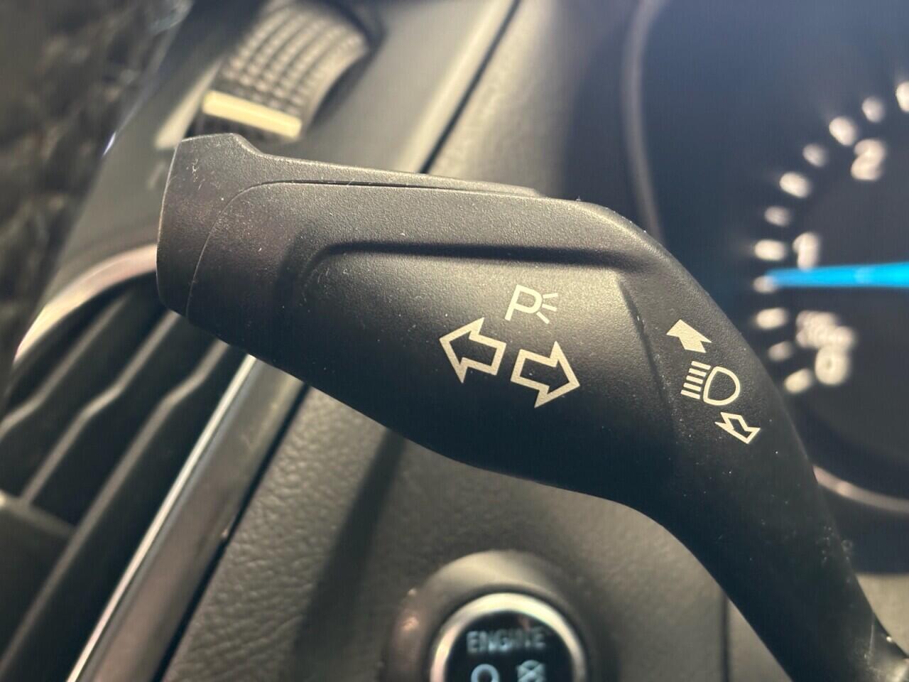 Ford Focus view 35