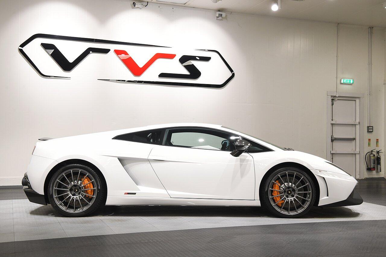 Lamborghini Gallardo view 2