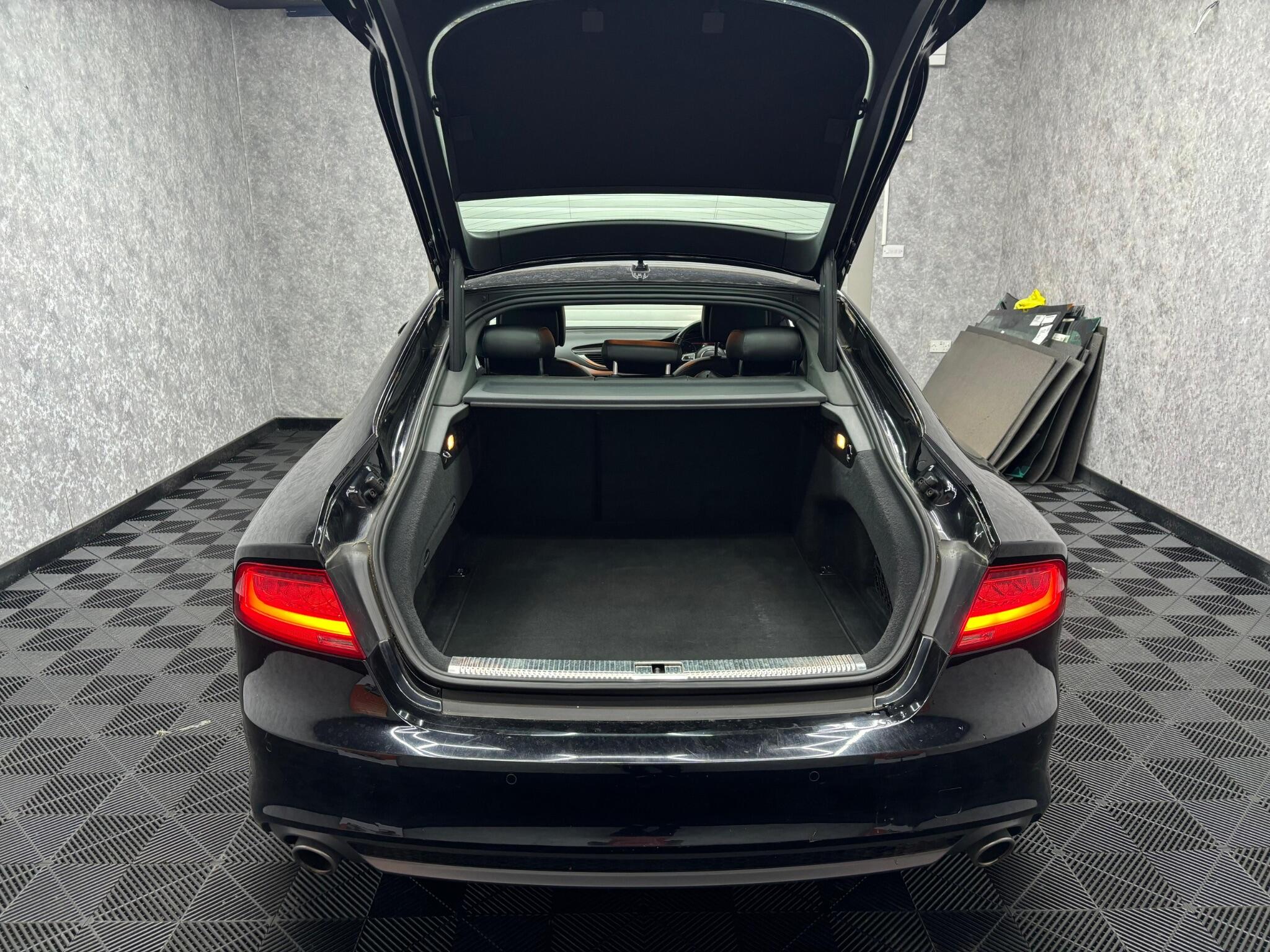 Audi A7 view 31