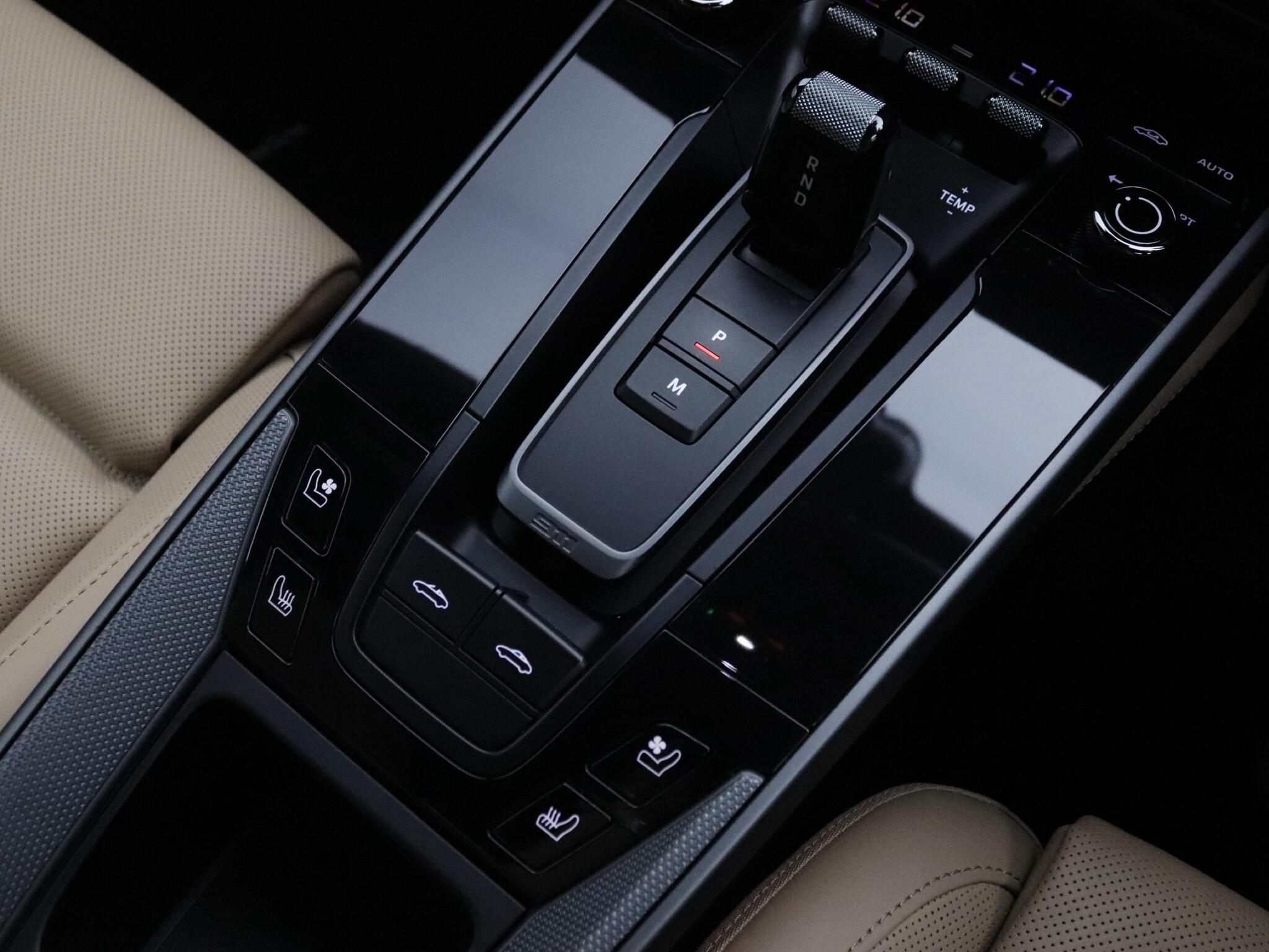 Porsche 911 view 12