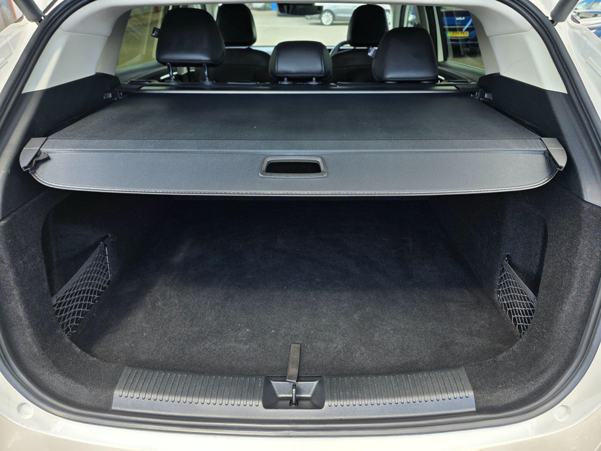 MG MG HS view 17