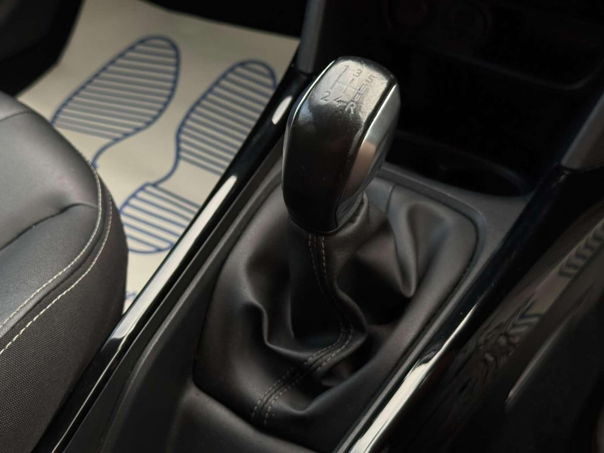 Peugeot 2008 view 66