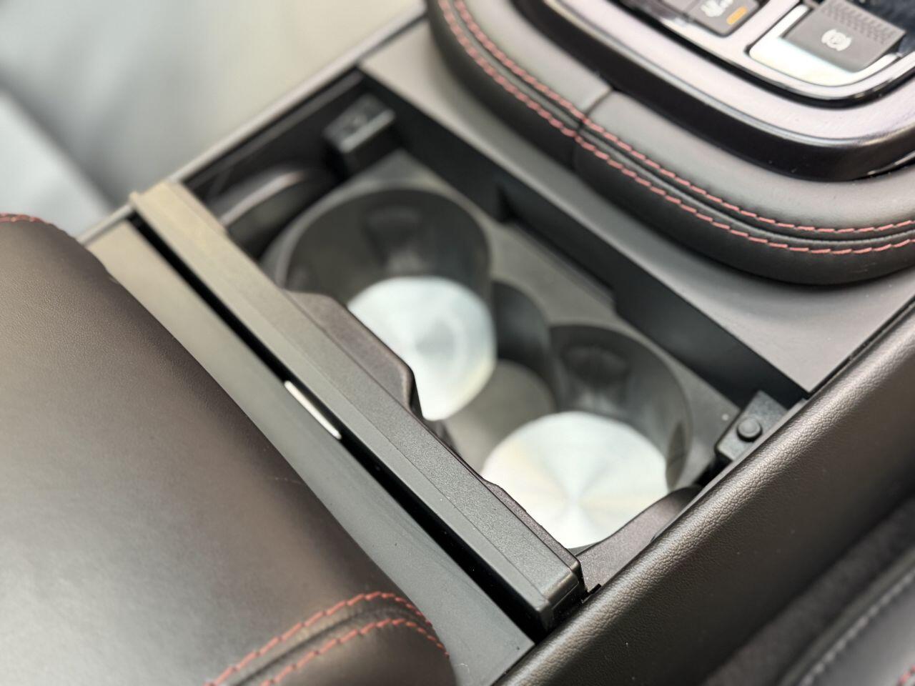 Jaguar F-Type view 33