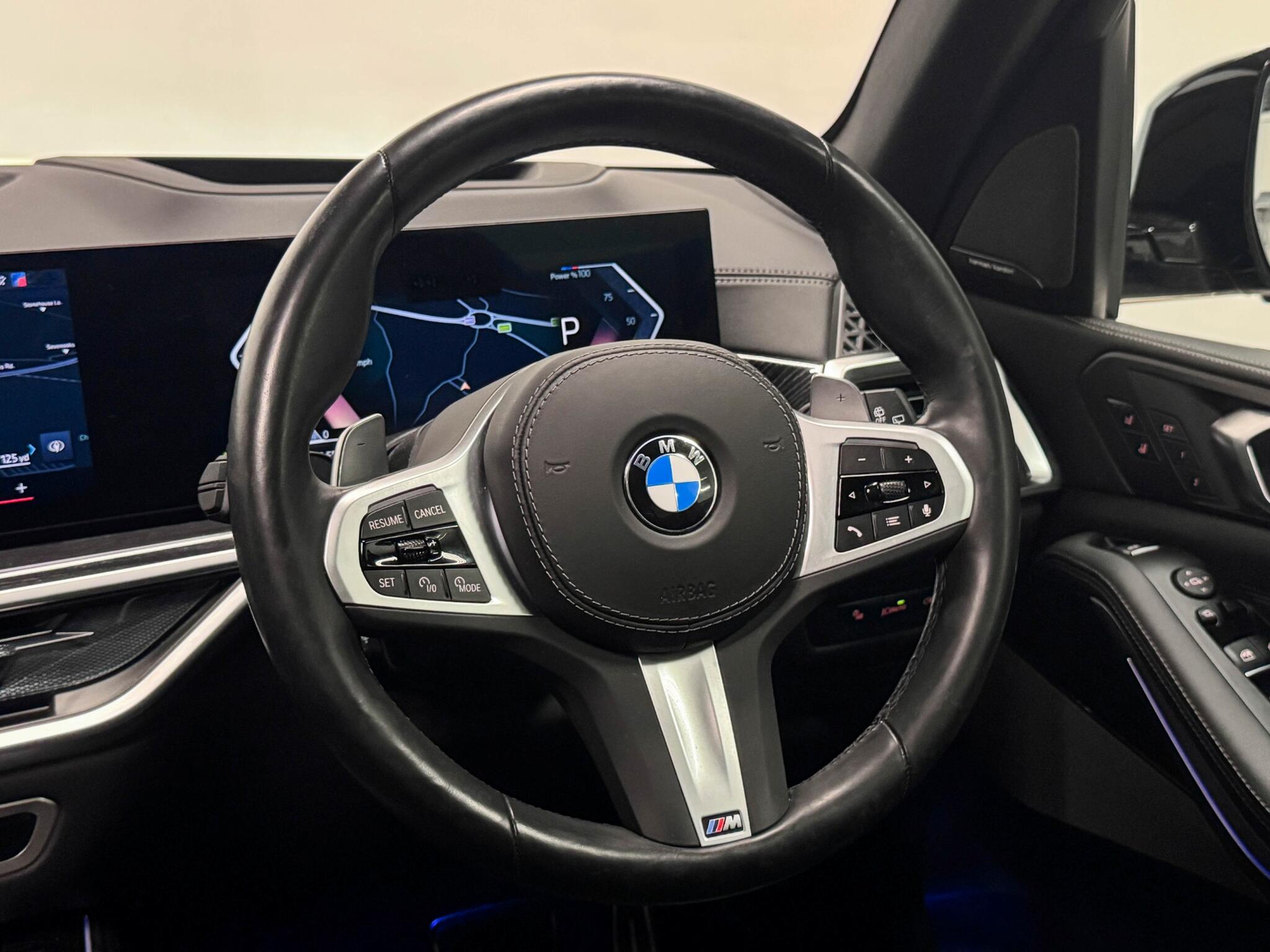 BMW X5 view 32
