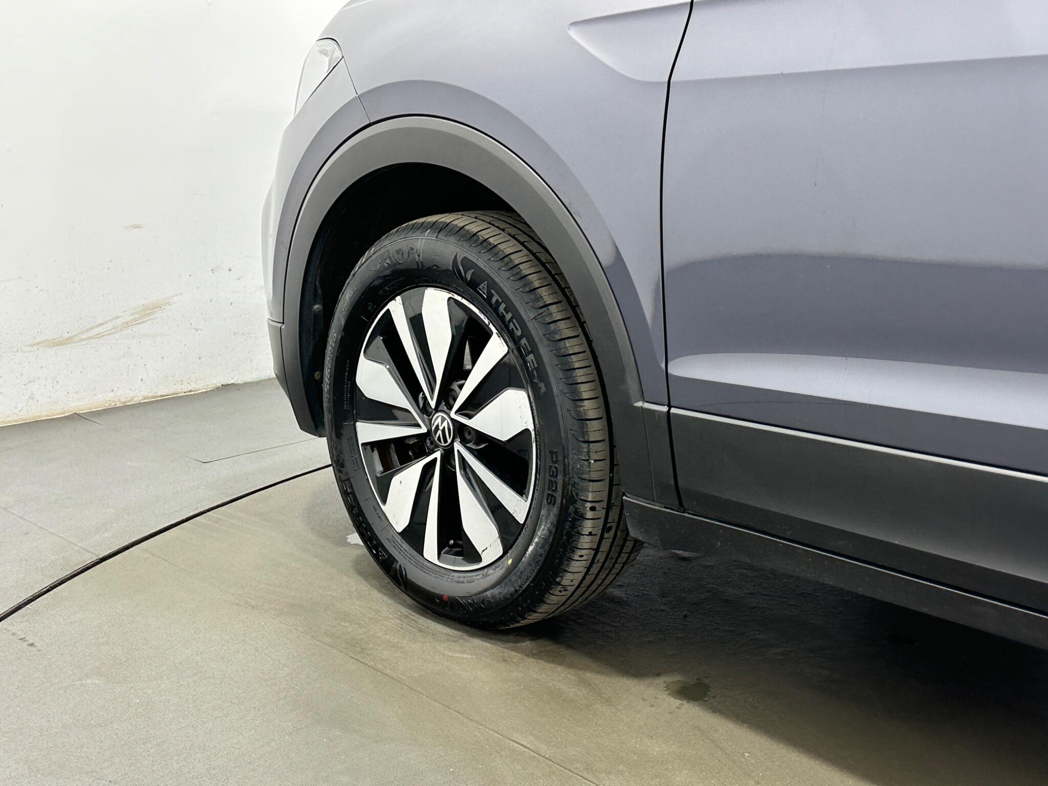 Volkswagen T-Cross view 49