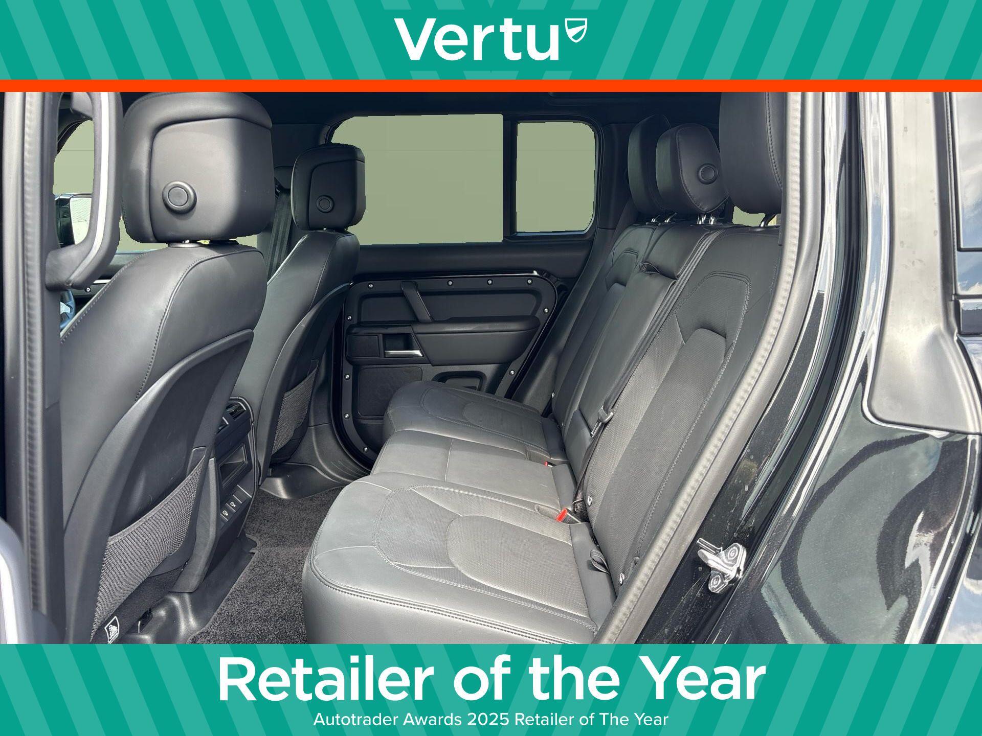Land Rover Defender view 4