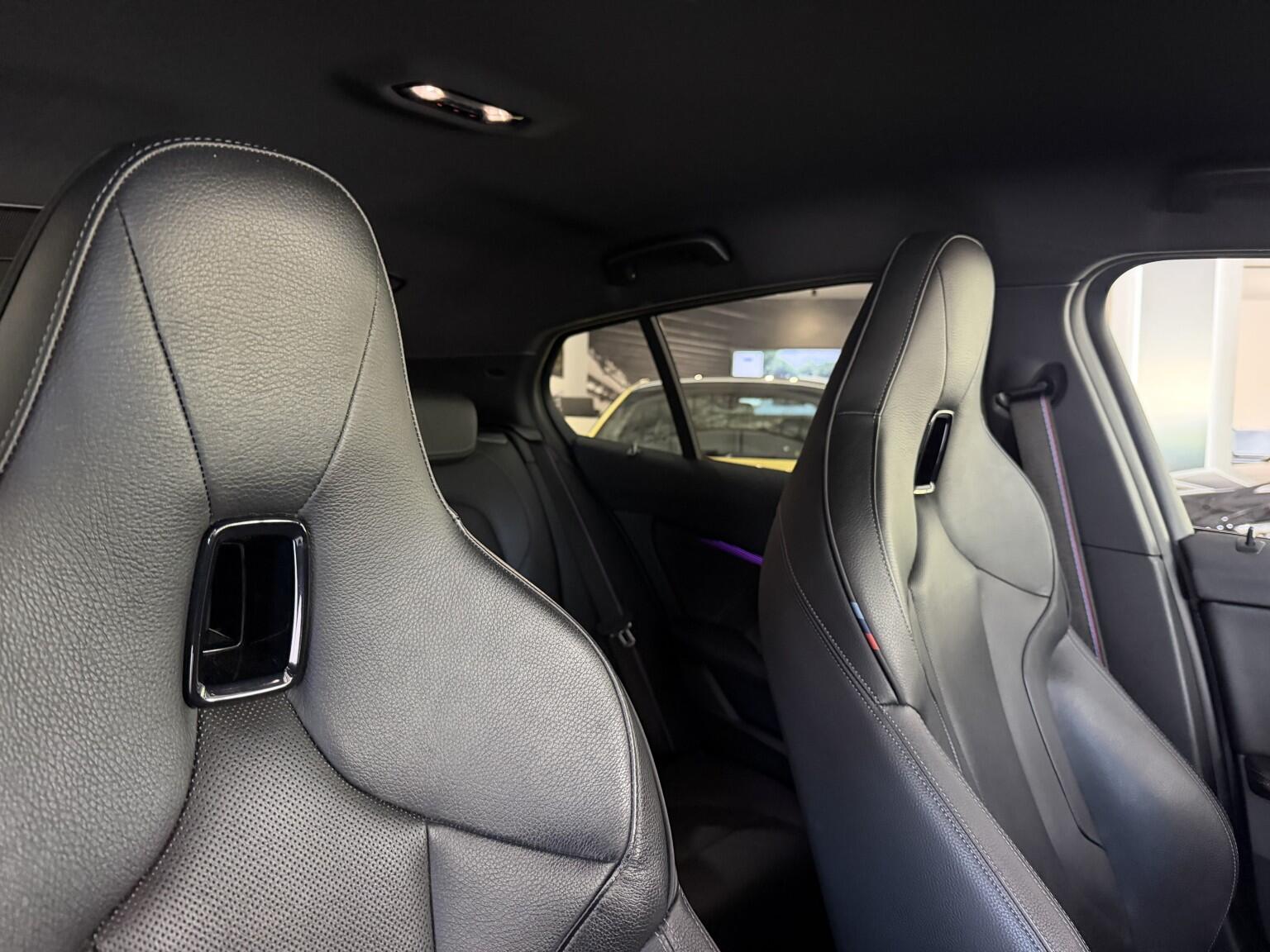 BMW 1 Series view 12