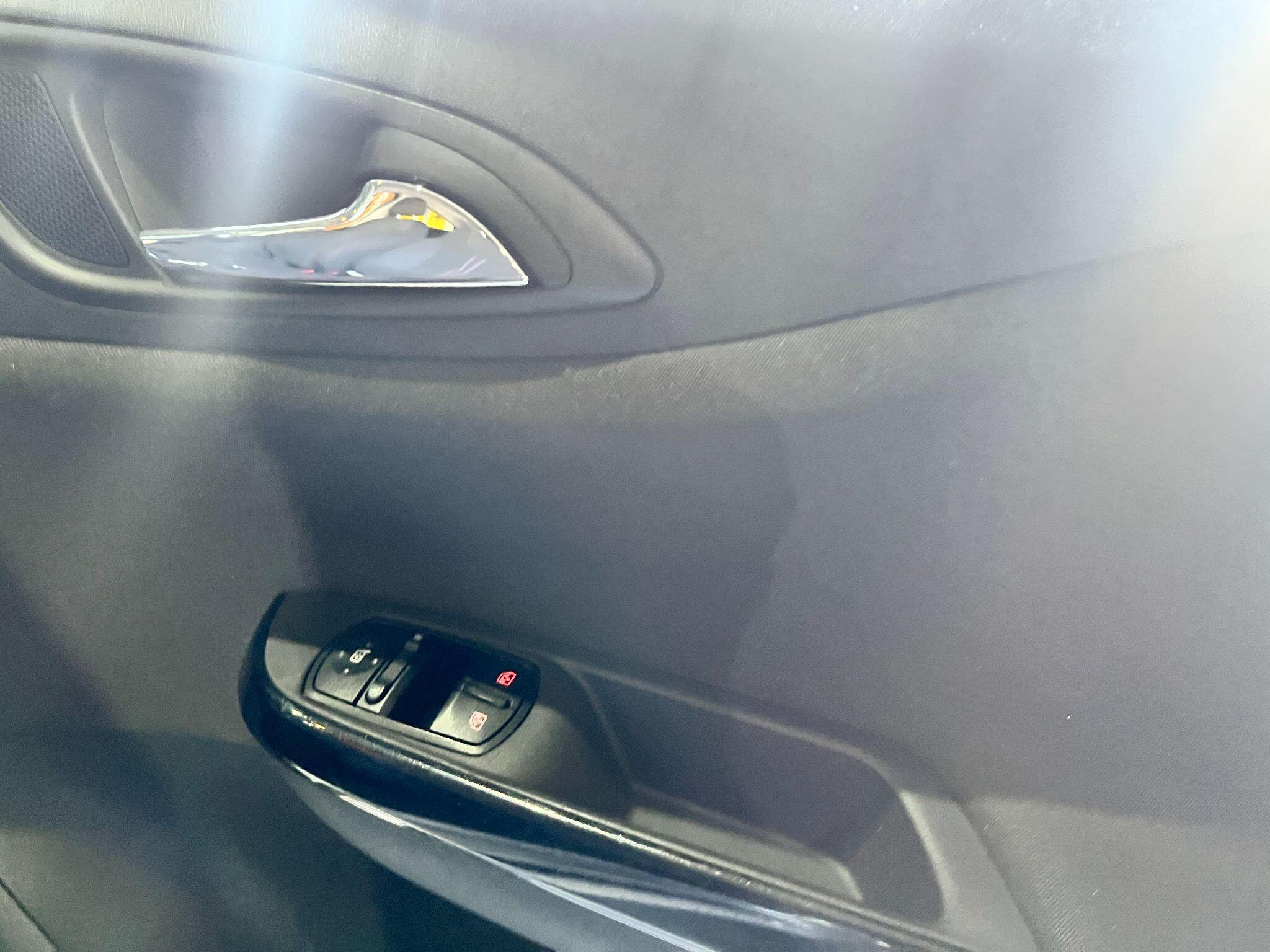 Vauxhall Corsa view 27