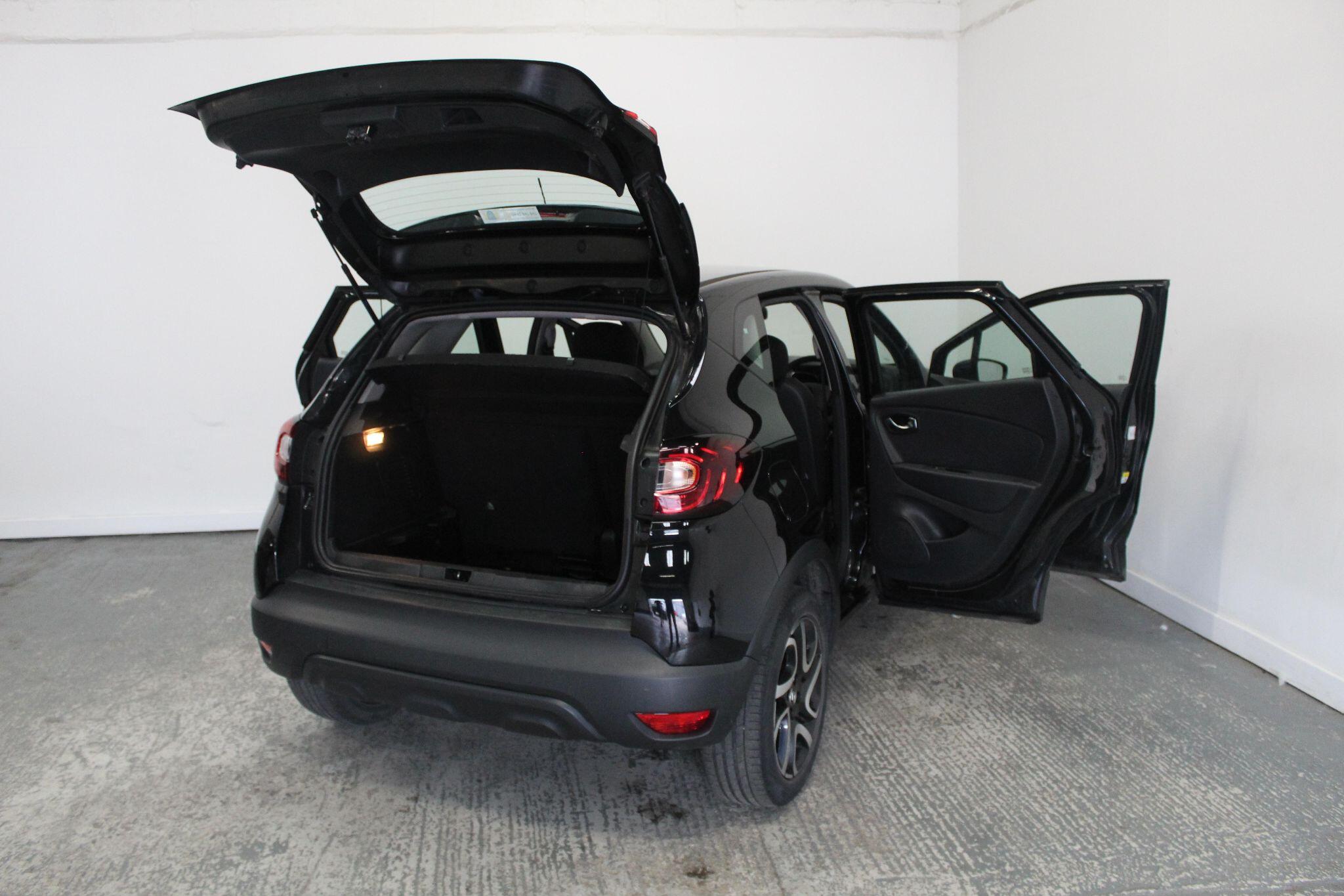 Renault Captur view 18