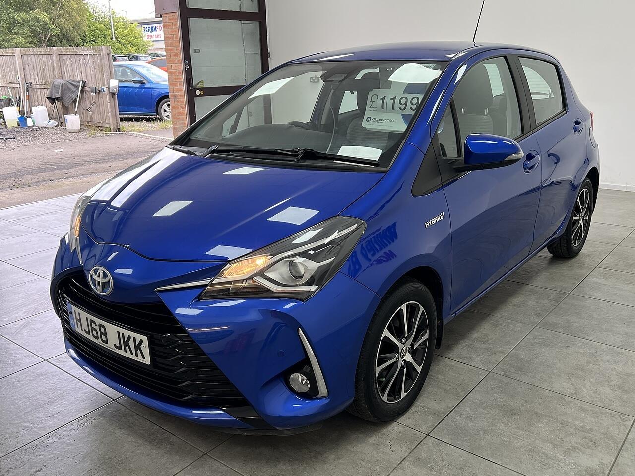 Toyota Yaris view 6