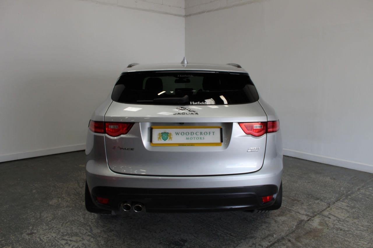 Jaguar F-Pace view 14