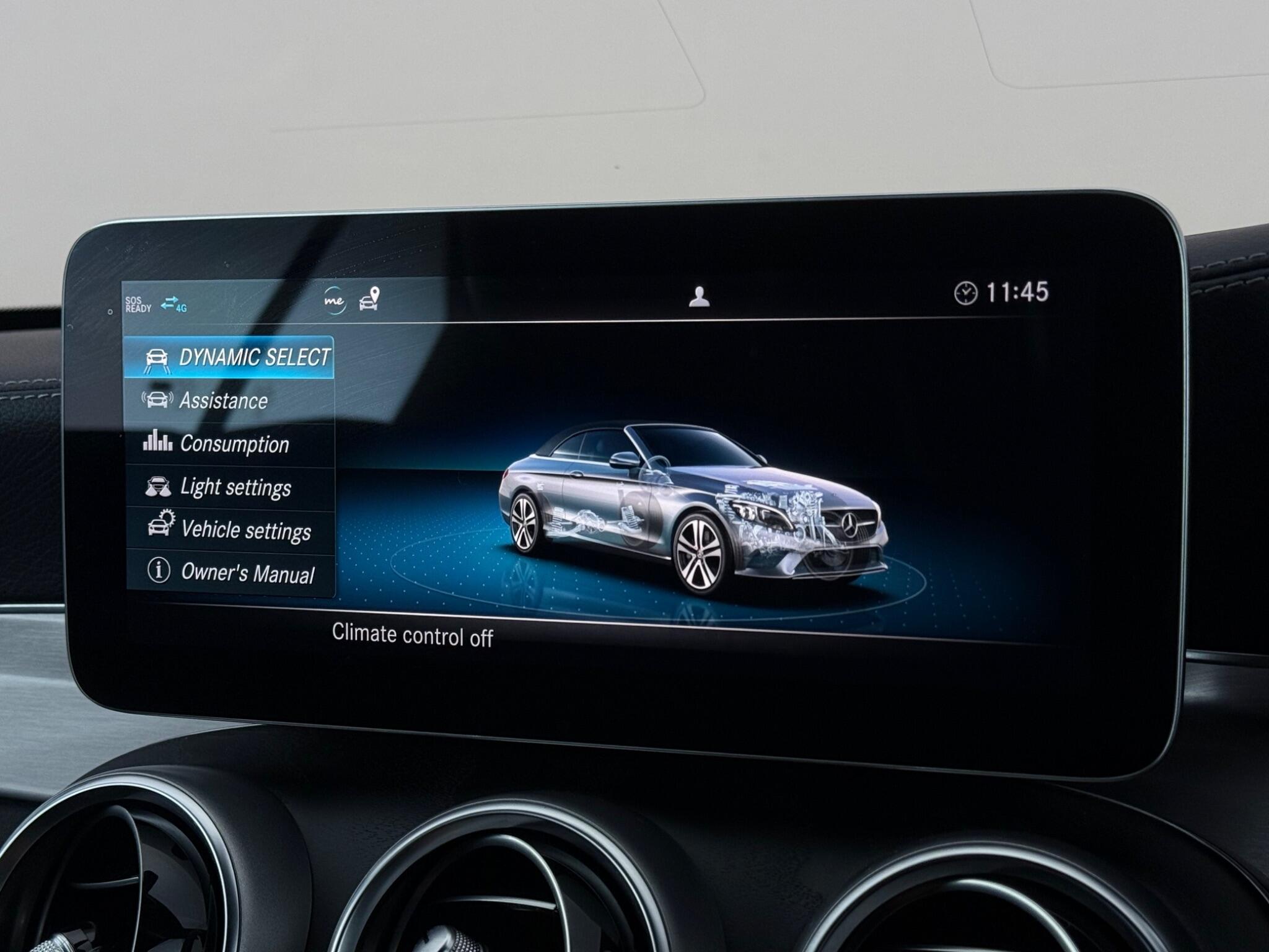 Mercedes-Benz C-Class view 31