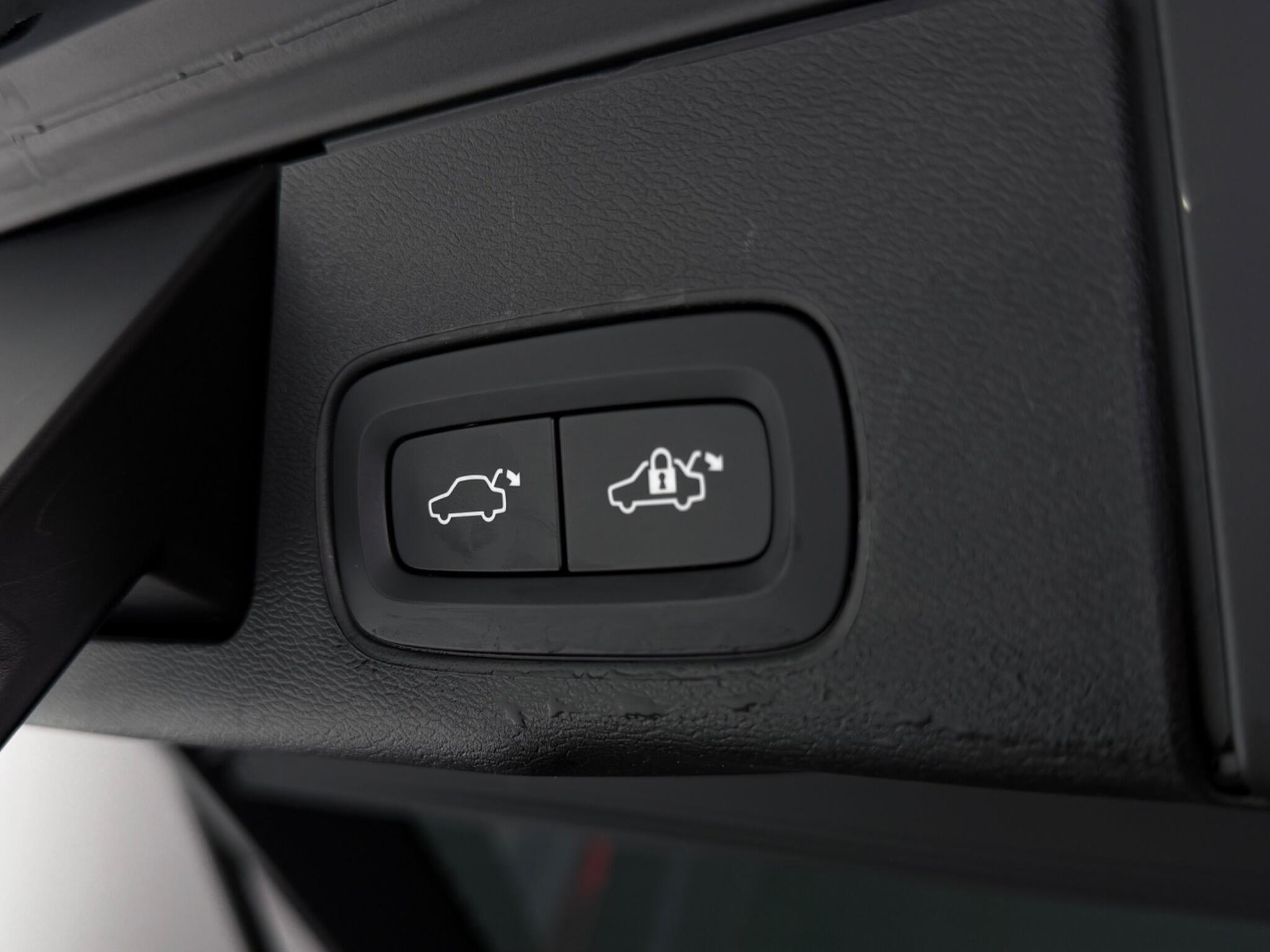 Volvo XC60 view 13