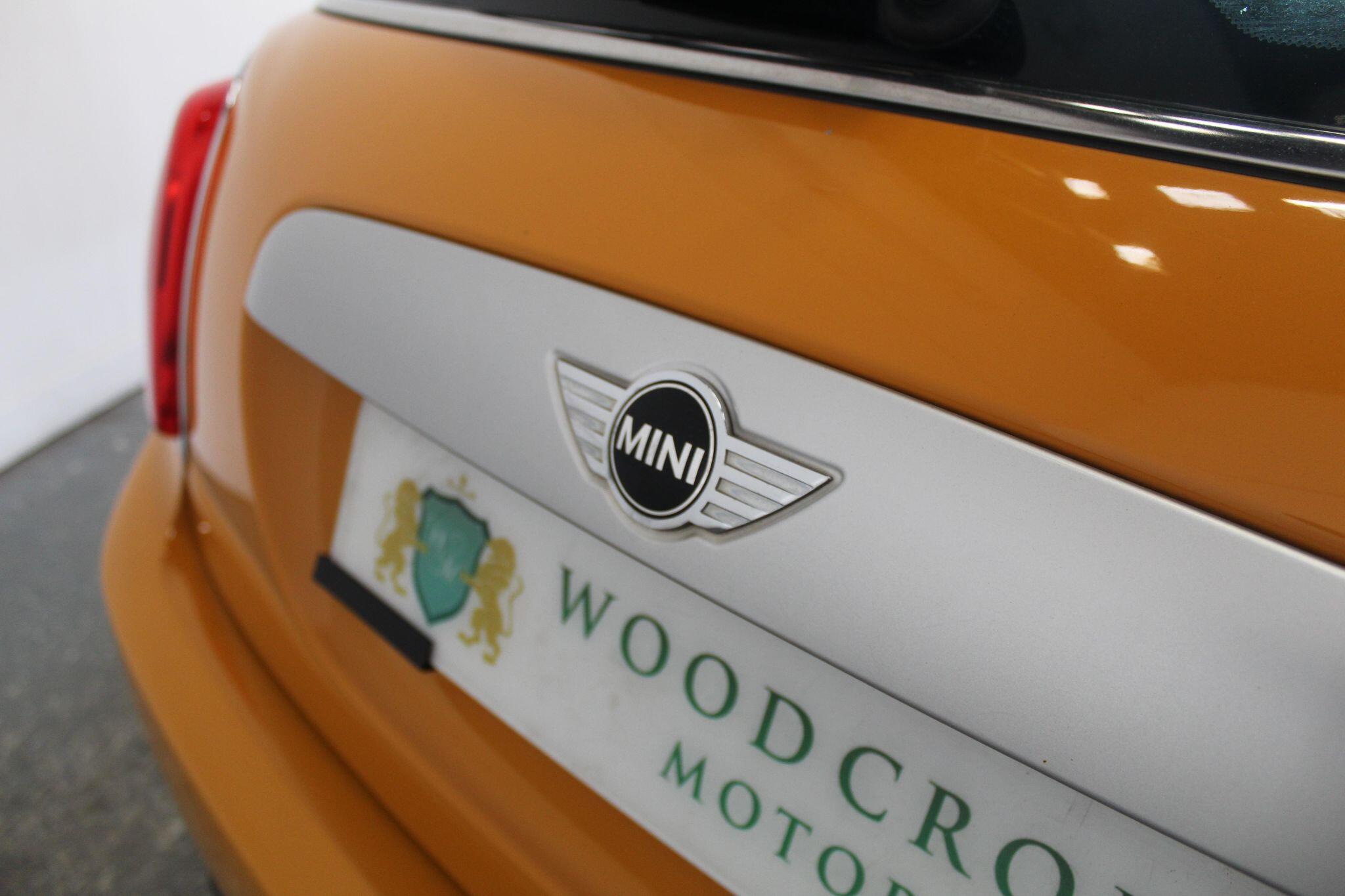 Mini Hatch view 17