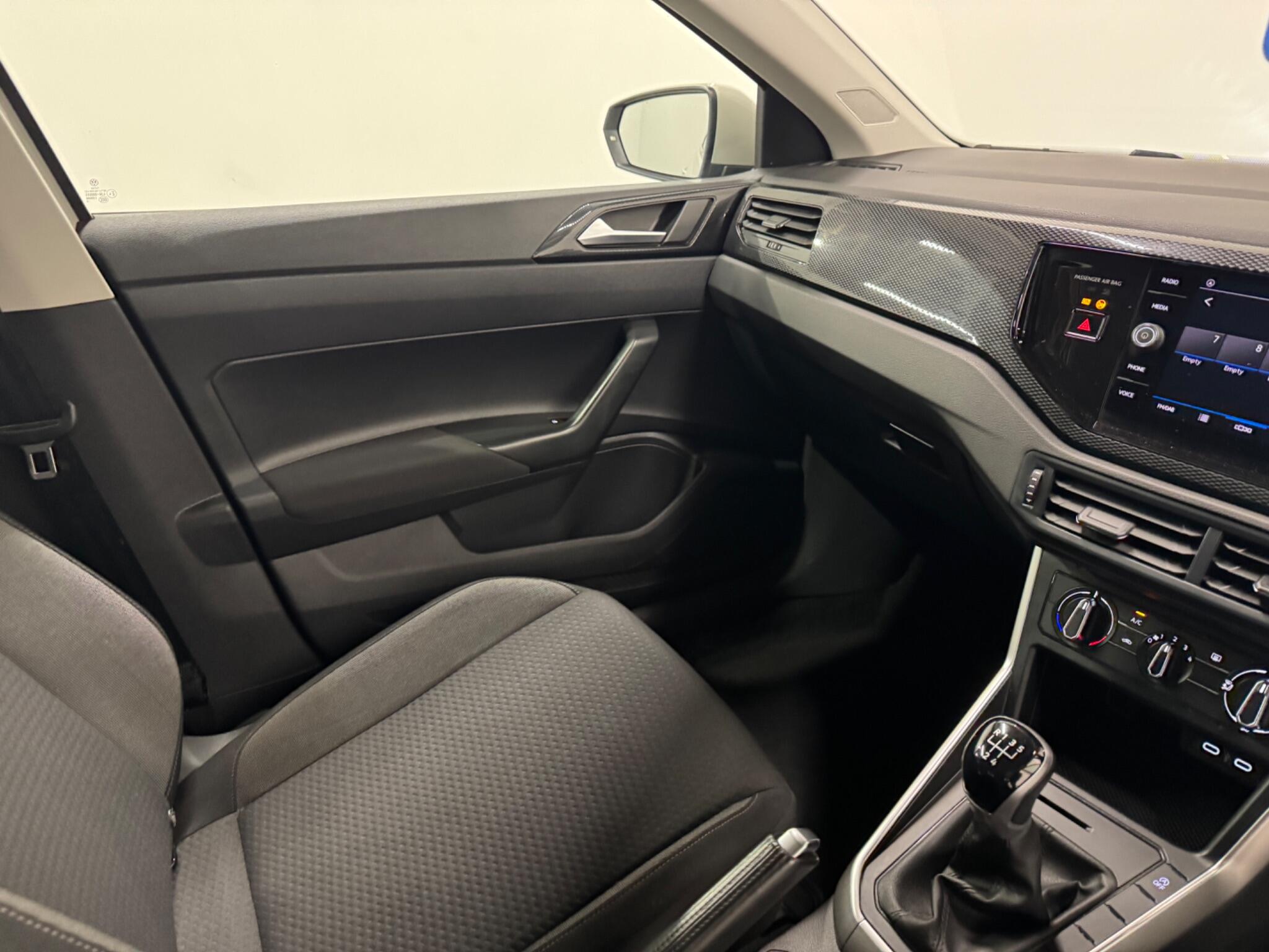 Volkswagen Polo view 14