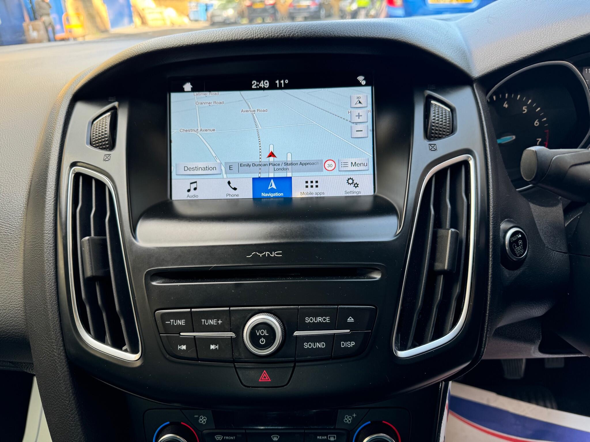 Ford Focus view 21