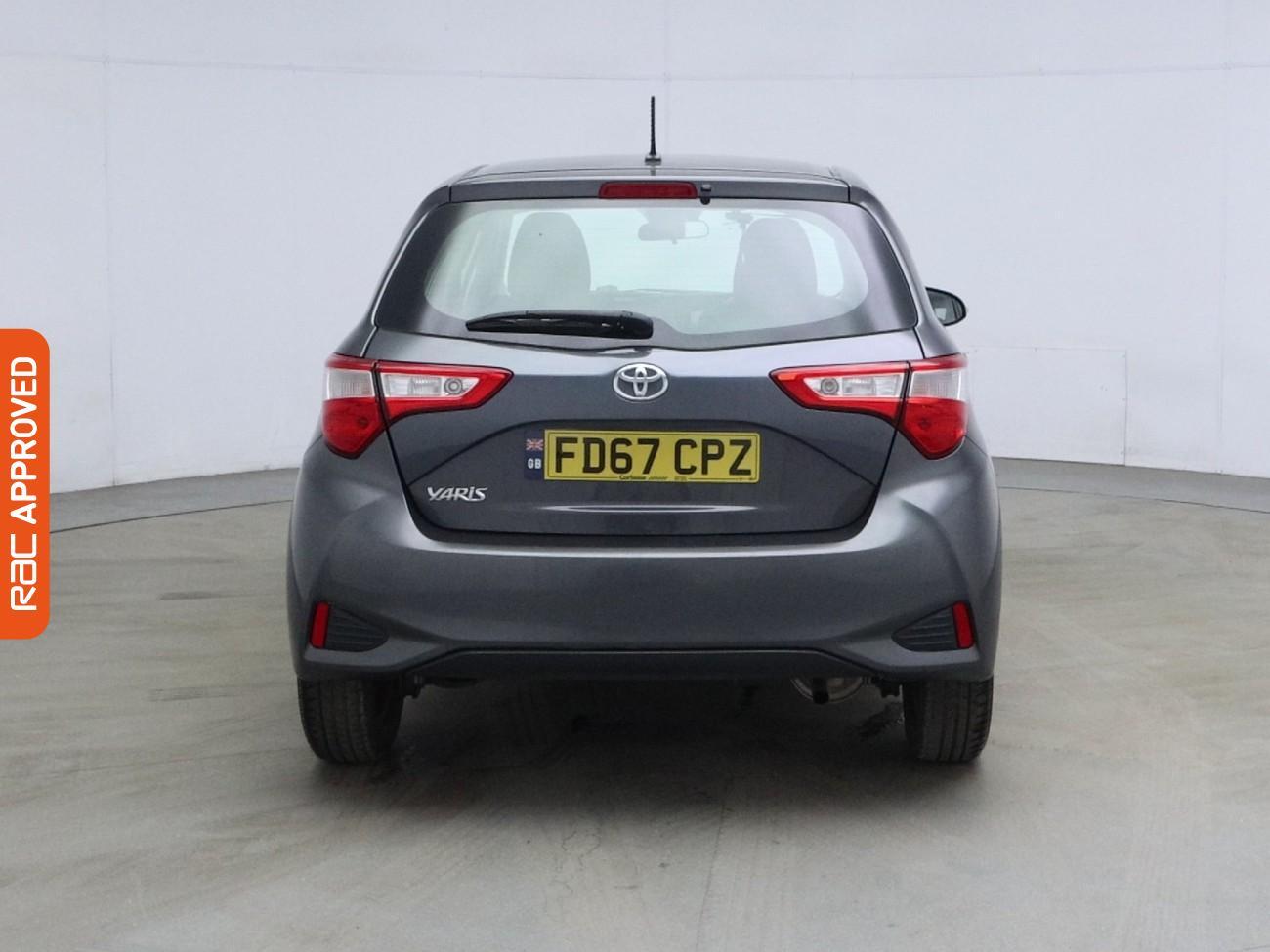 Toyota Yaris view 8