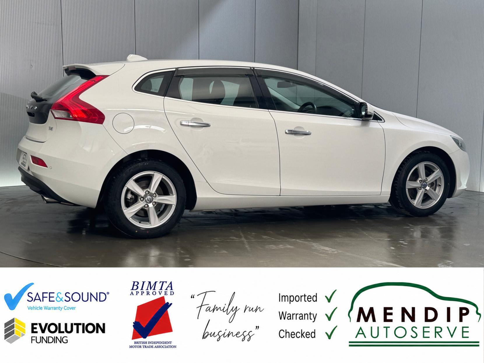 Volvo V40 view 25