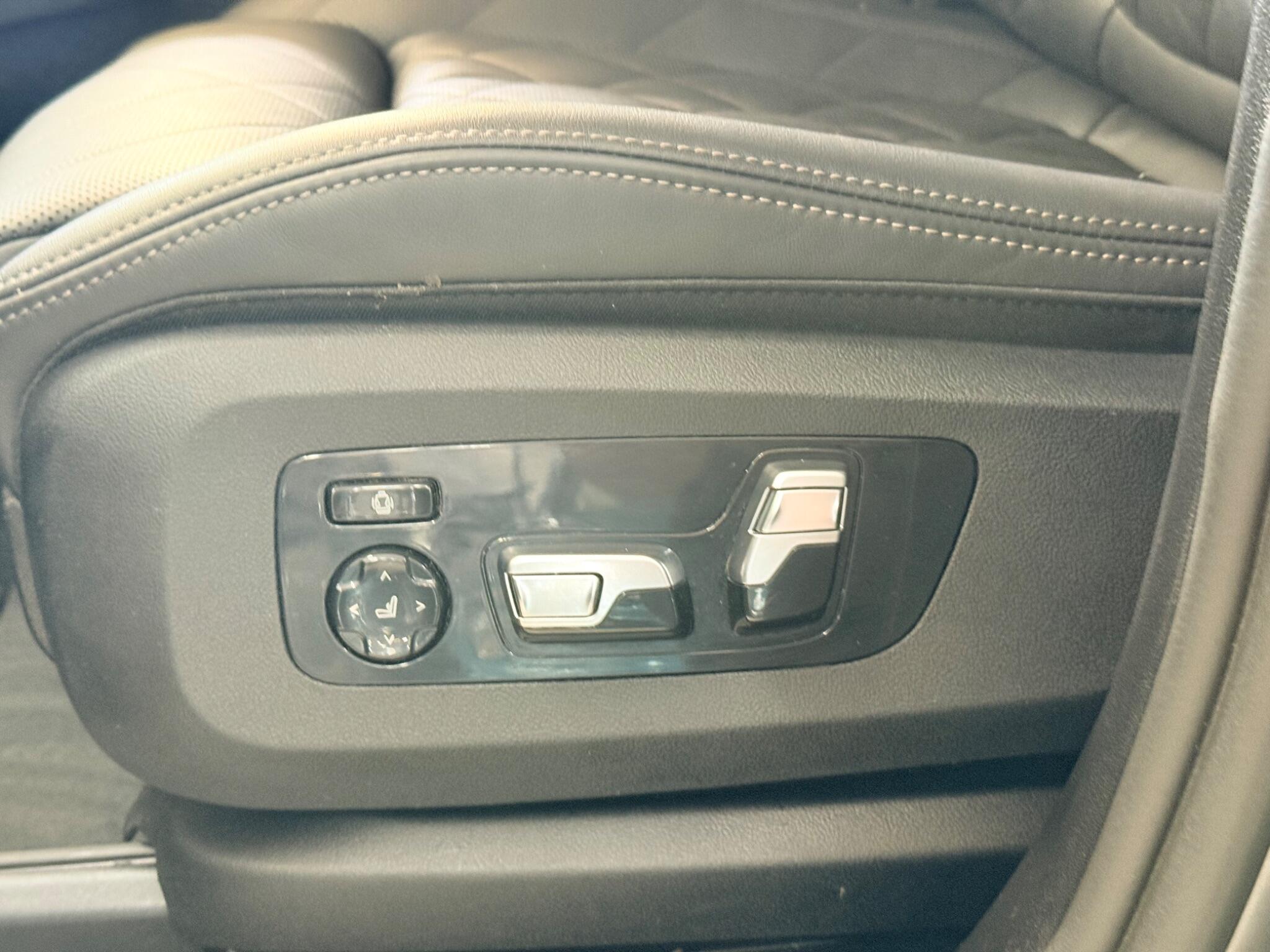 BMW X7 view 59
