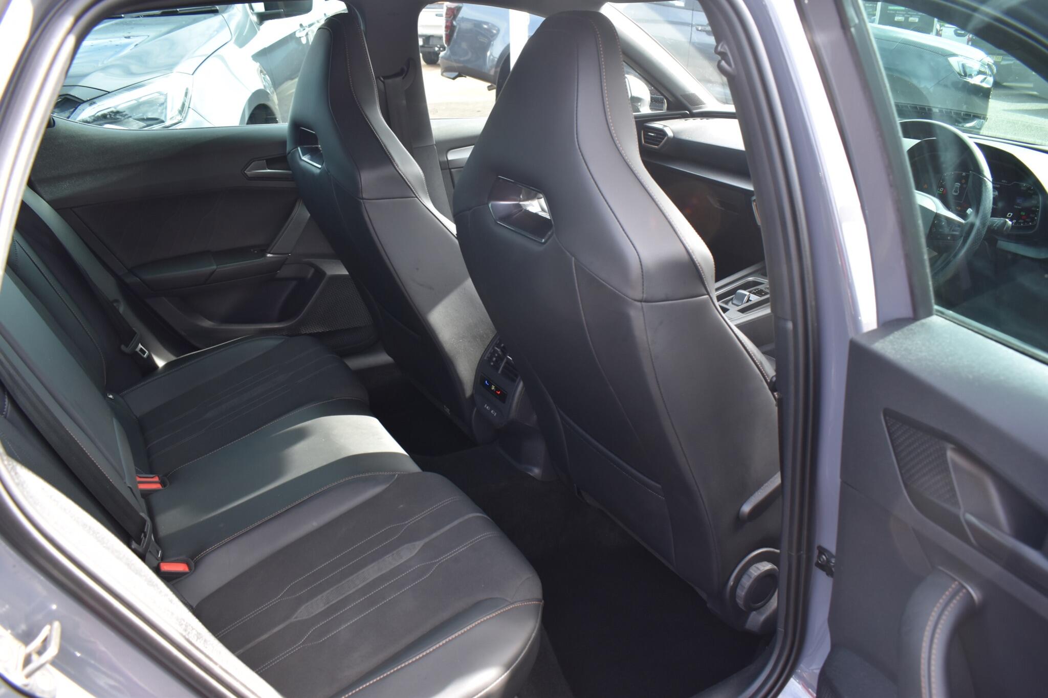 Leon - 1.4 eHybrid 12.8kWh VZ2 DSG Euro 6 (s/s) 5dr - Image 18