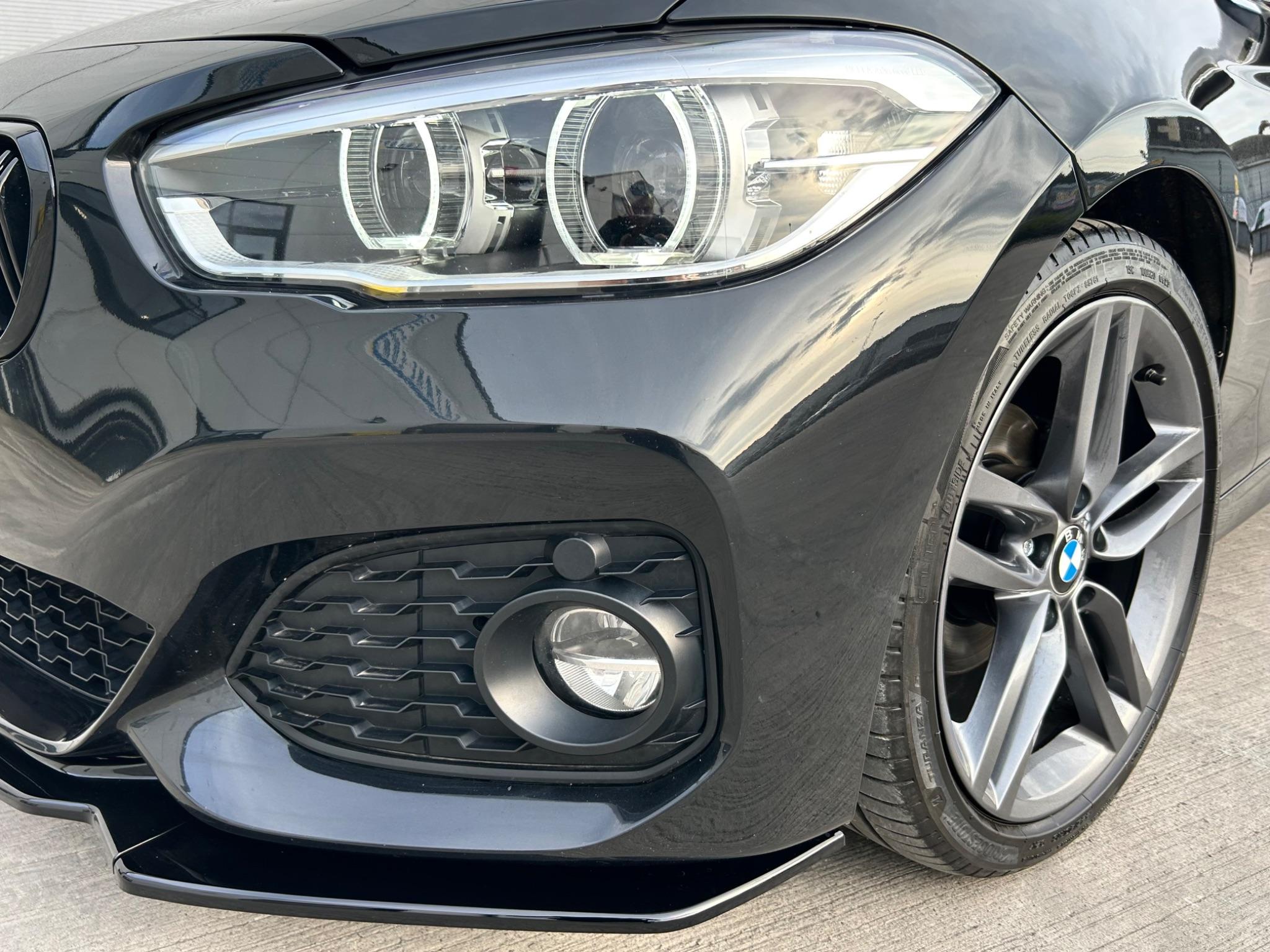 BMW 1 Series view 4