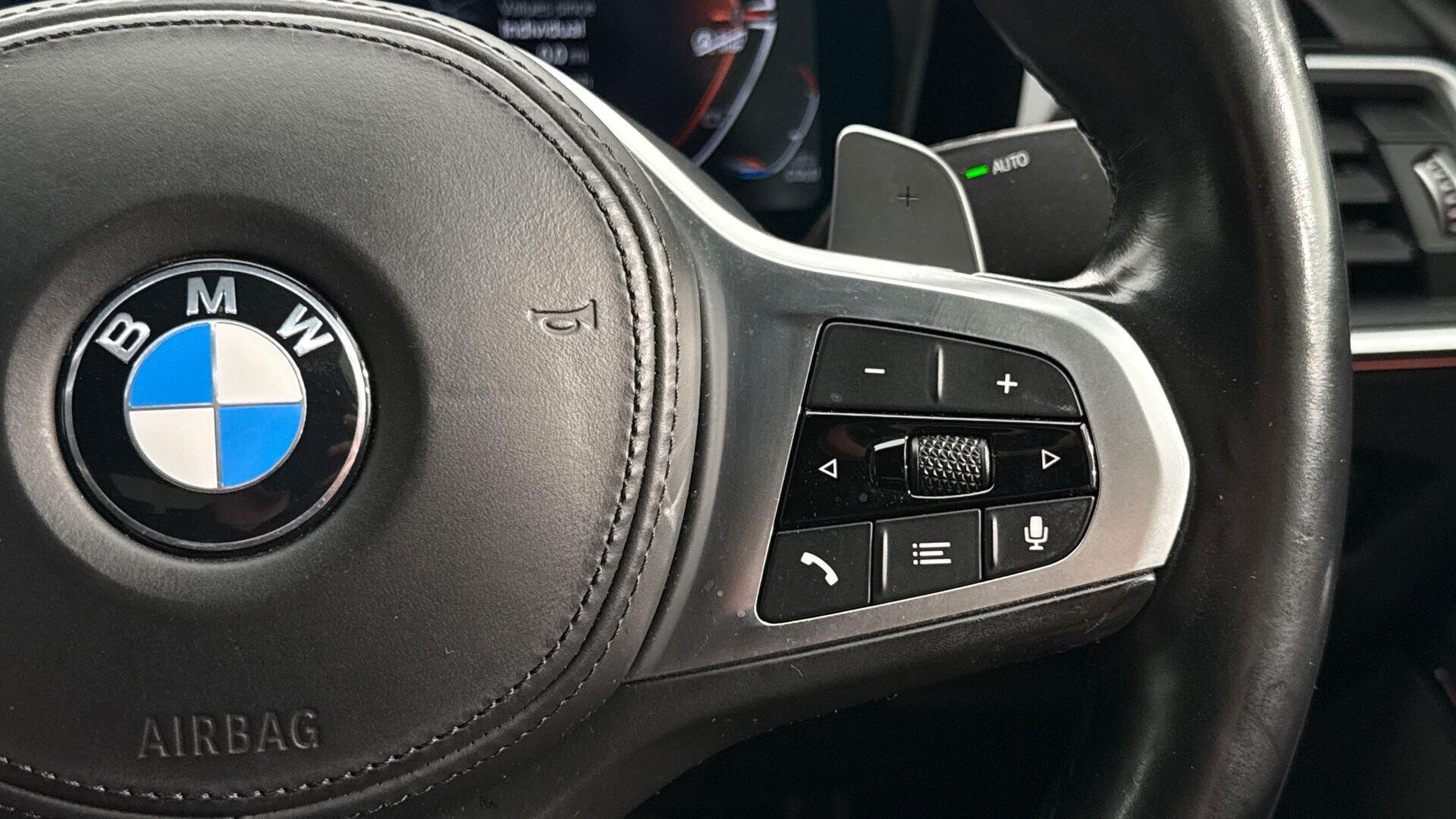 BMW 3 Series view 19