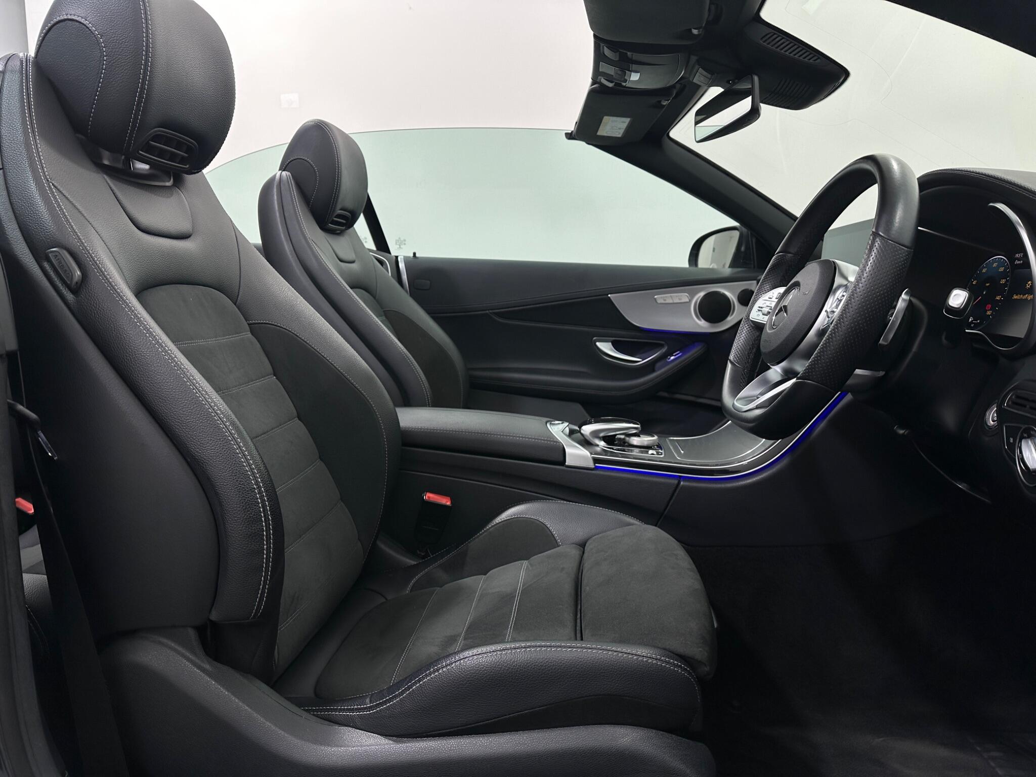 Mercedes-Benz C Class view 33