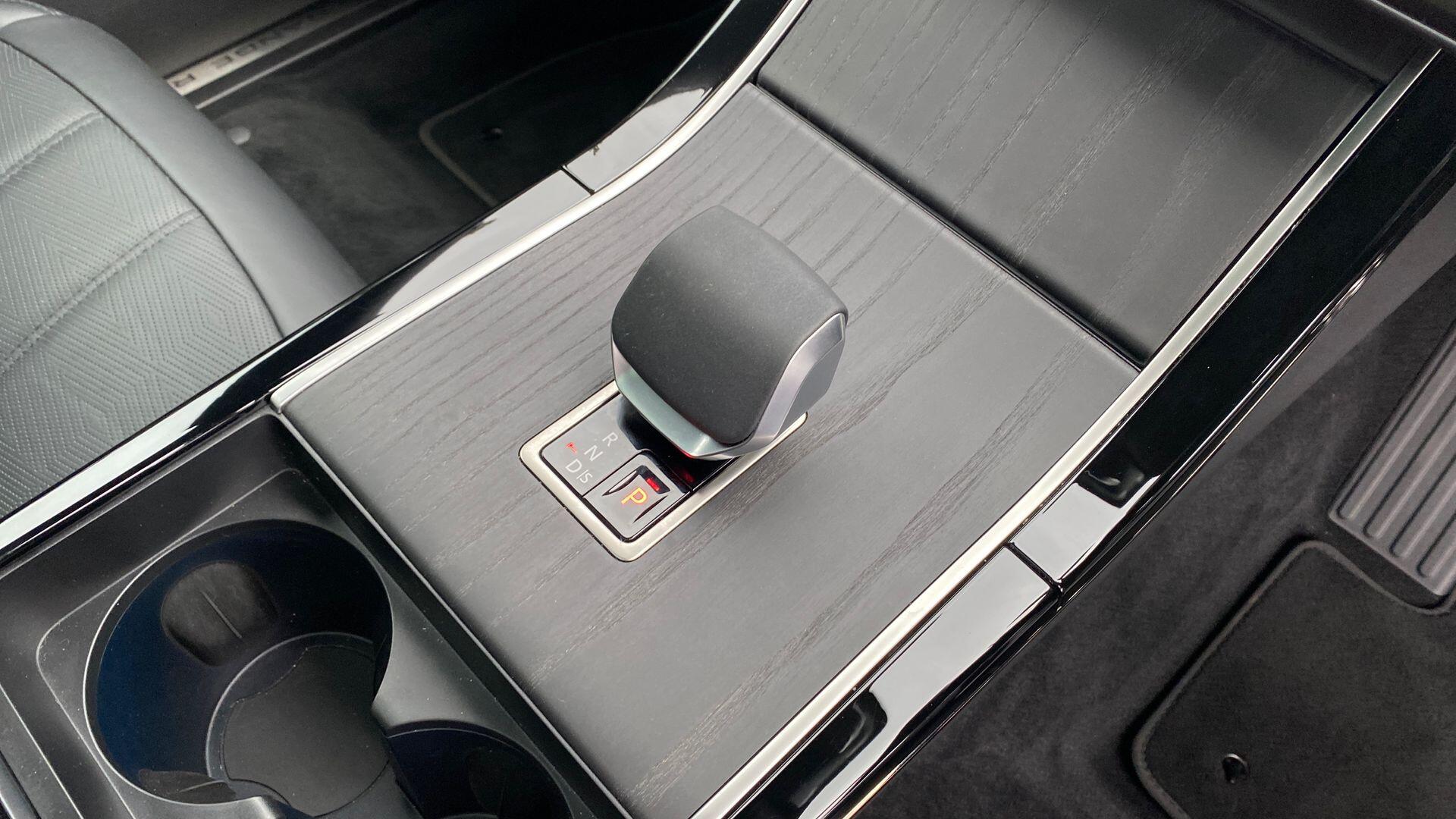 Land Rover Range Rover Evoque view 13