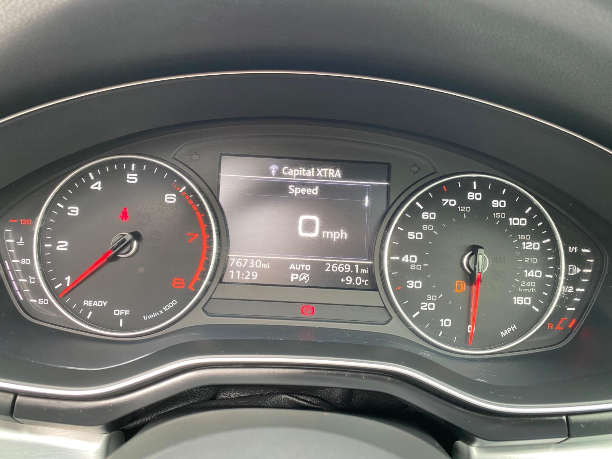 Audi A4 Avant view 21