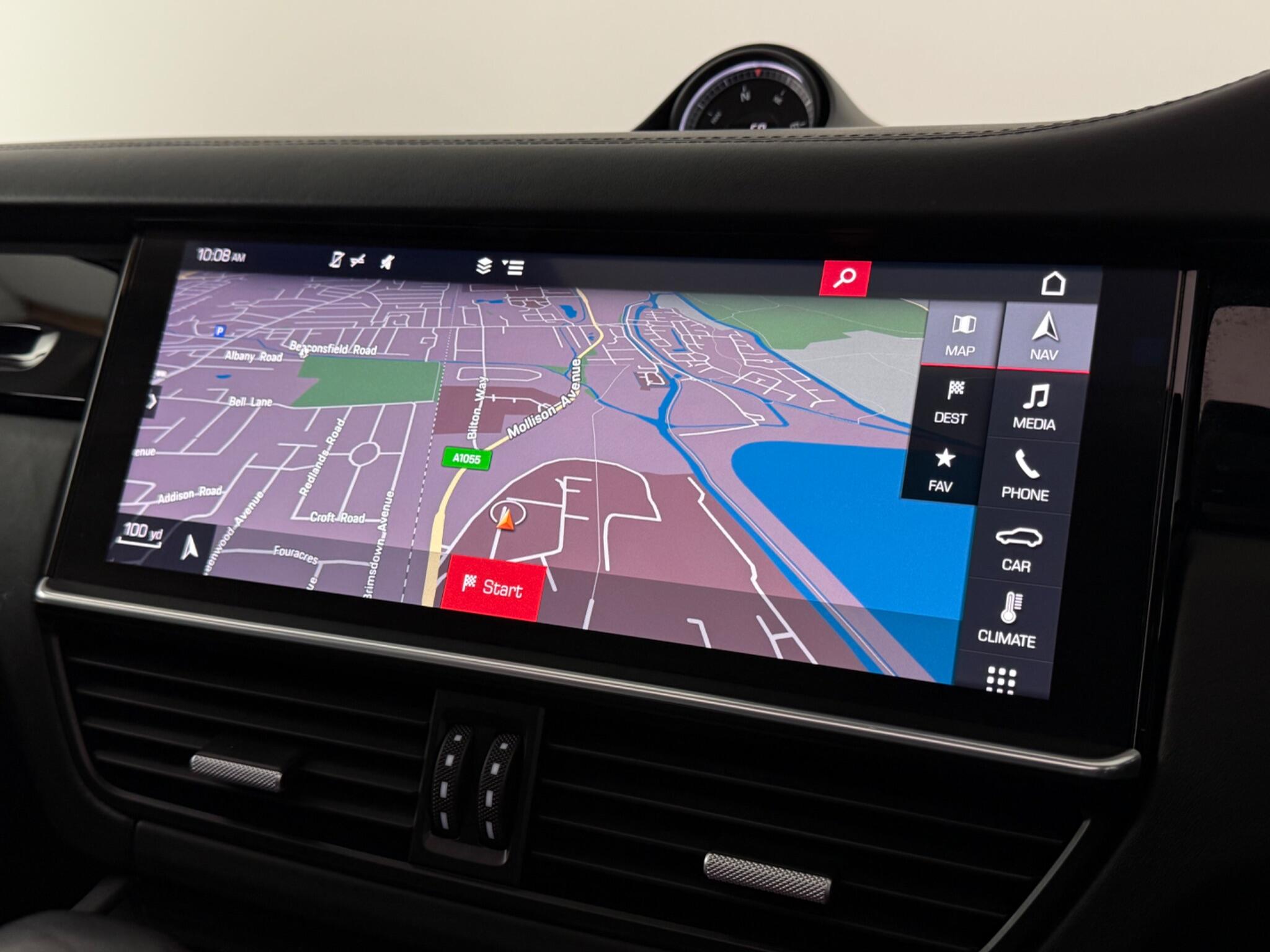 Porsche Cayenne view 34