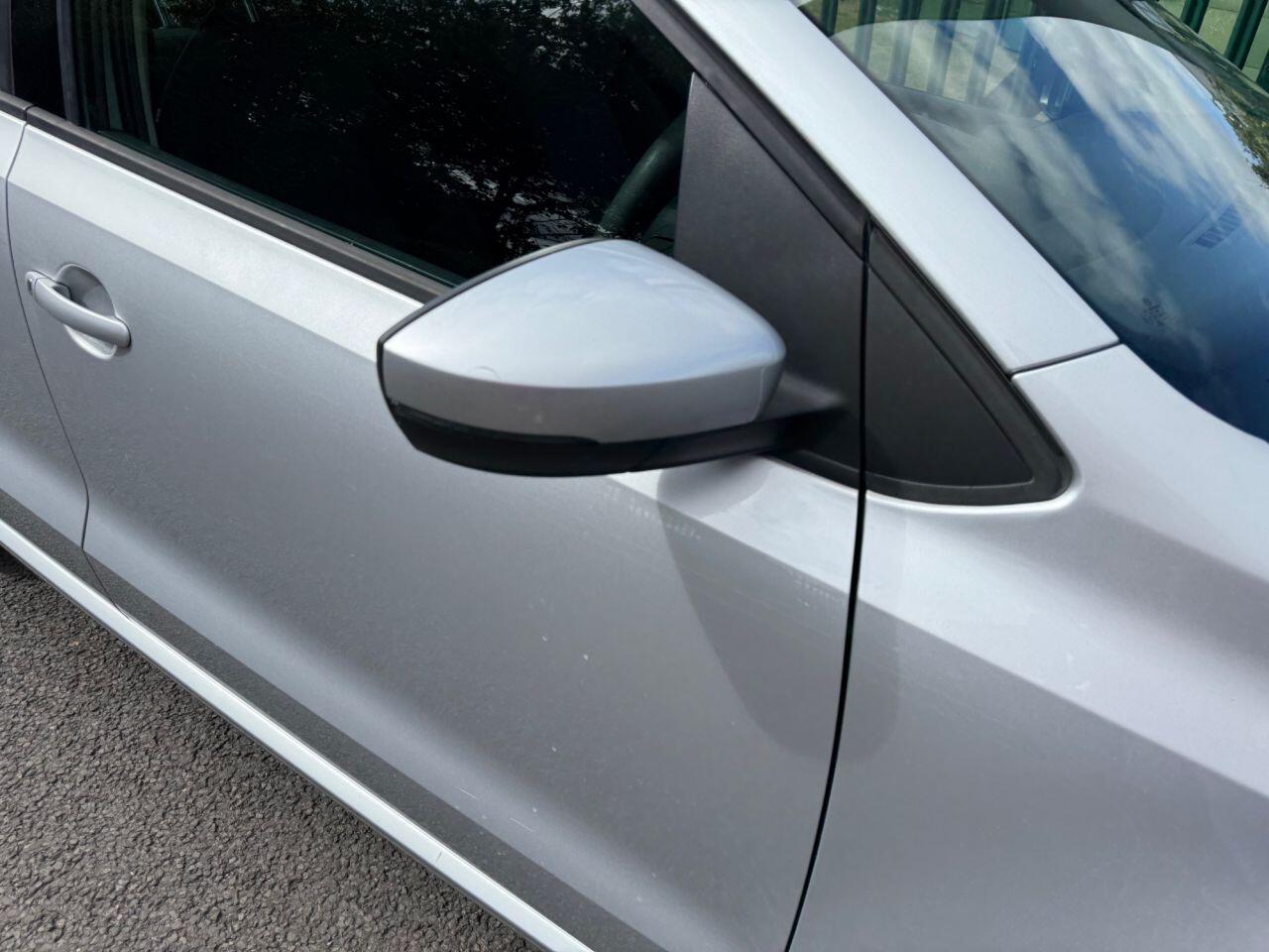 Volkswagen Polo view 24