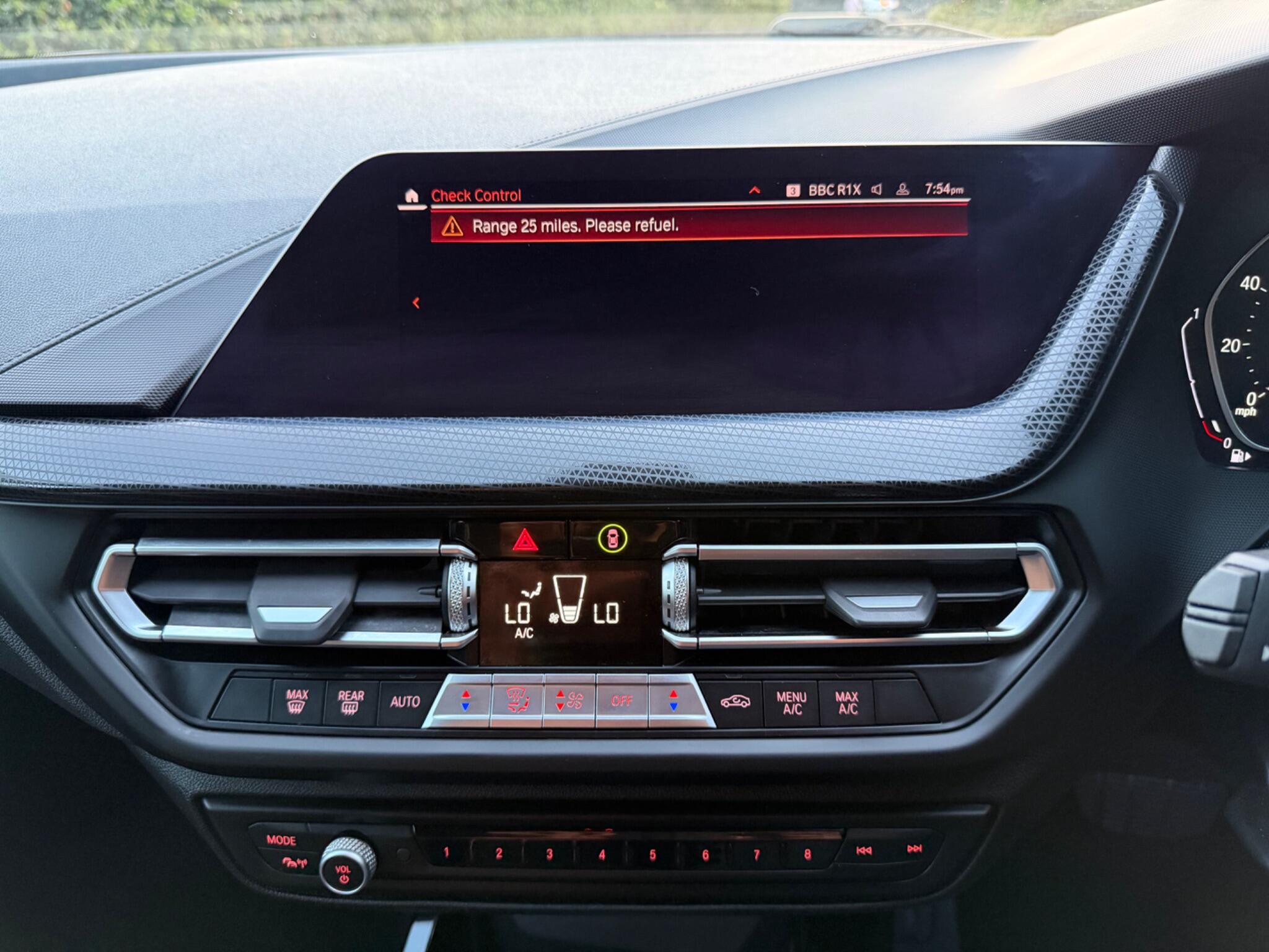 BMW 1 Series view 41
