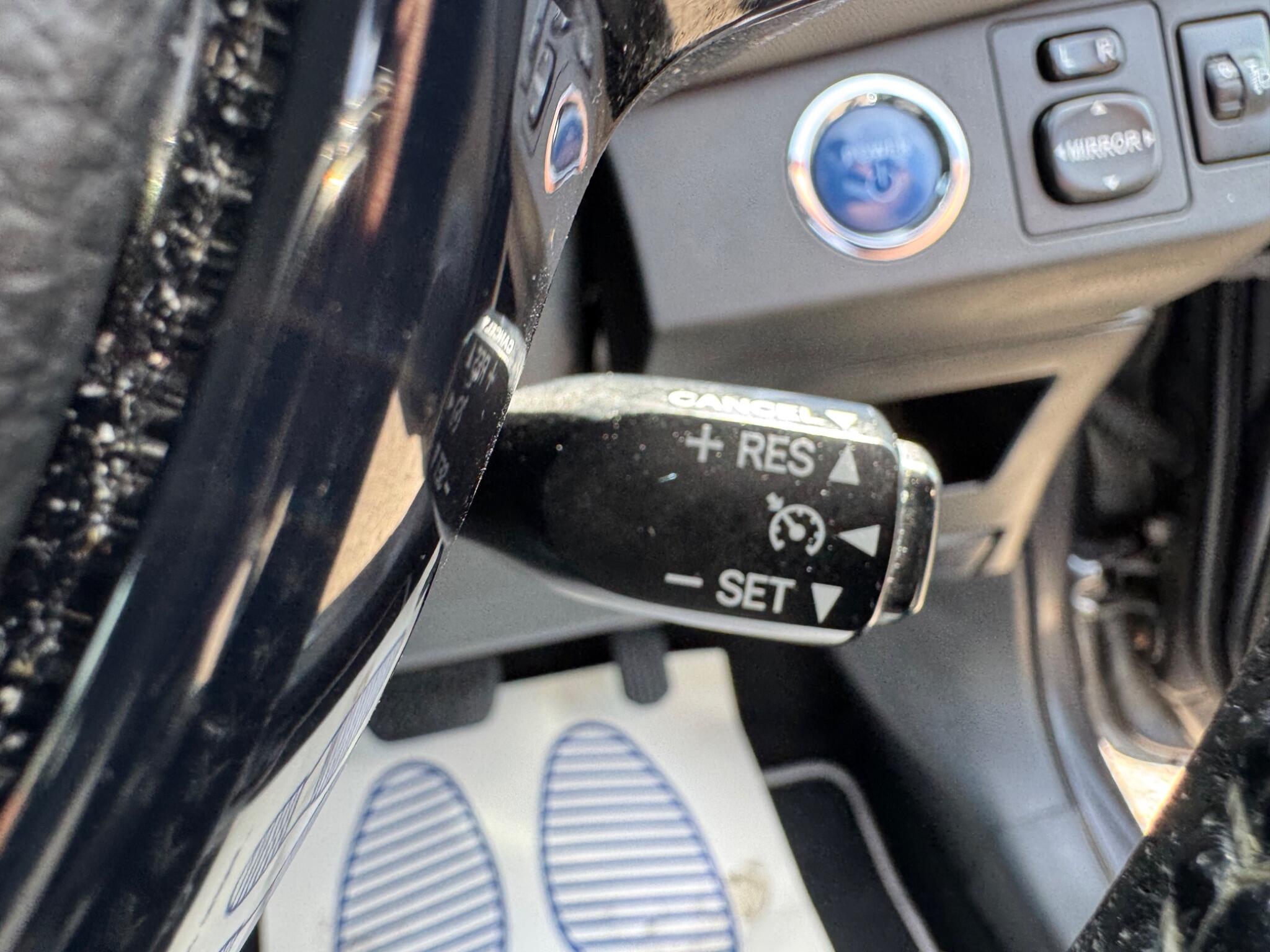 Toyota Yaris view 17