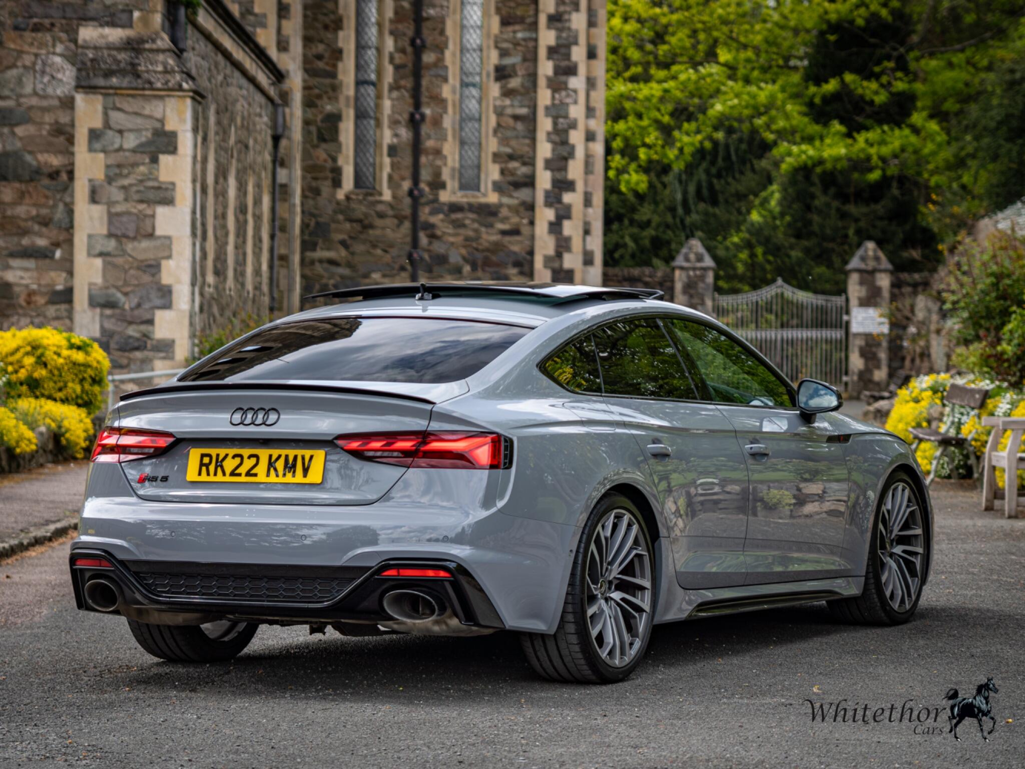 Audi RS5 view 6