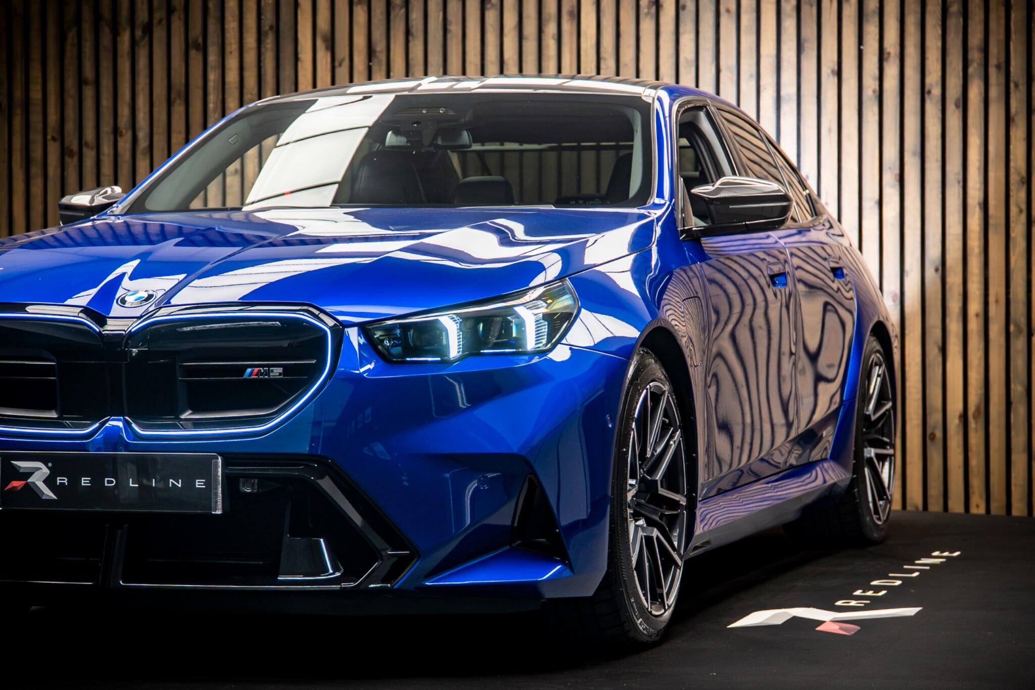BMW M5 view 13